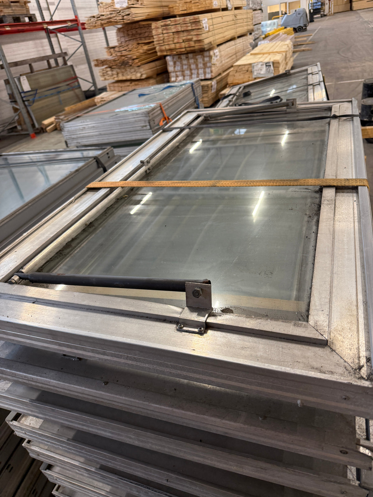 Parti Aluminiumfönster – 55 st (3- Glas)