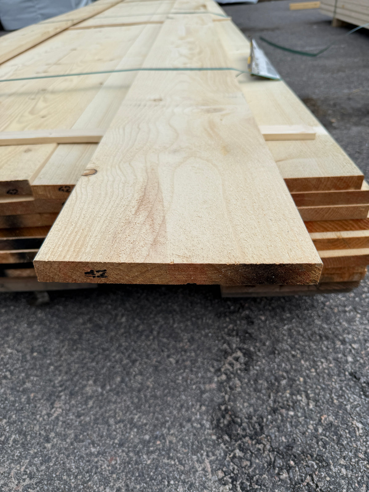 Paket Finsågade Brädor 22x220 mm – 4,20 m 52st (Obehandlad)