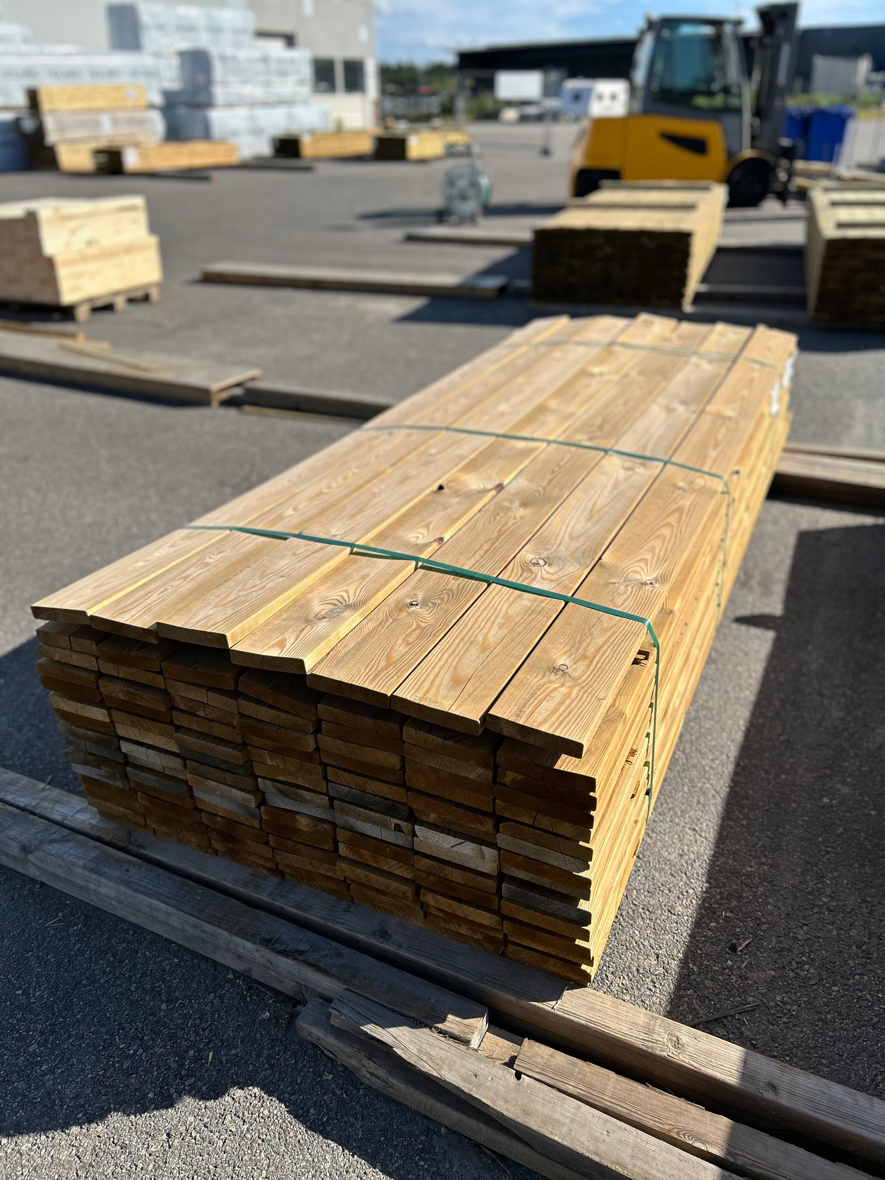 Paket Tryckimpregnerad Trall 28x145mm 2,70–3,00m 105st B-Sortering