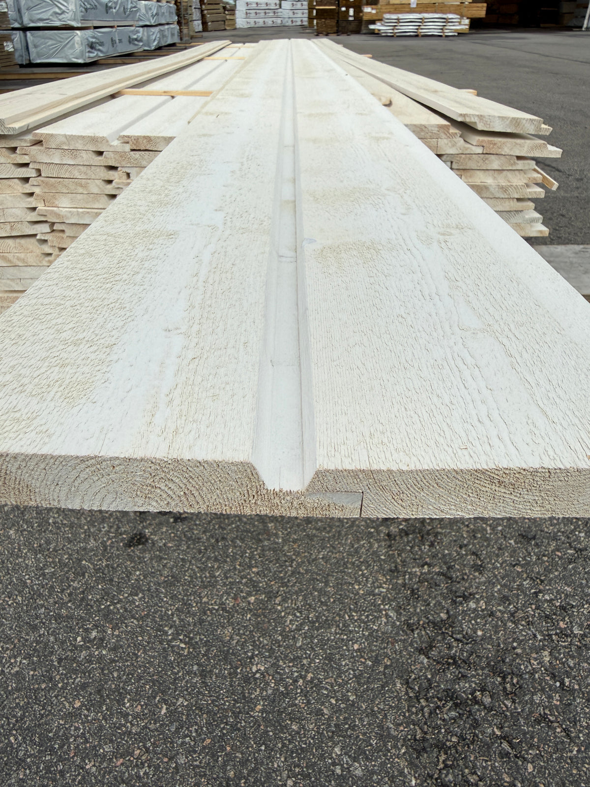 Falsad Spårpanel 22x145mm 4,50m – Grundmålad (Säljs per styck)