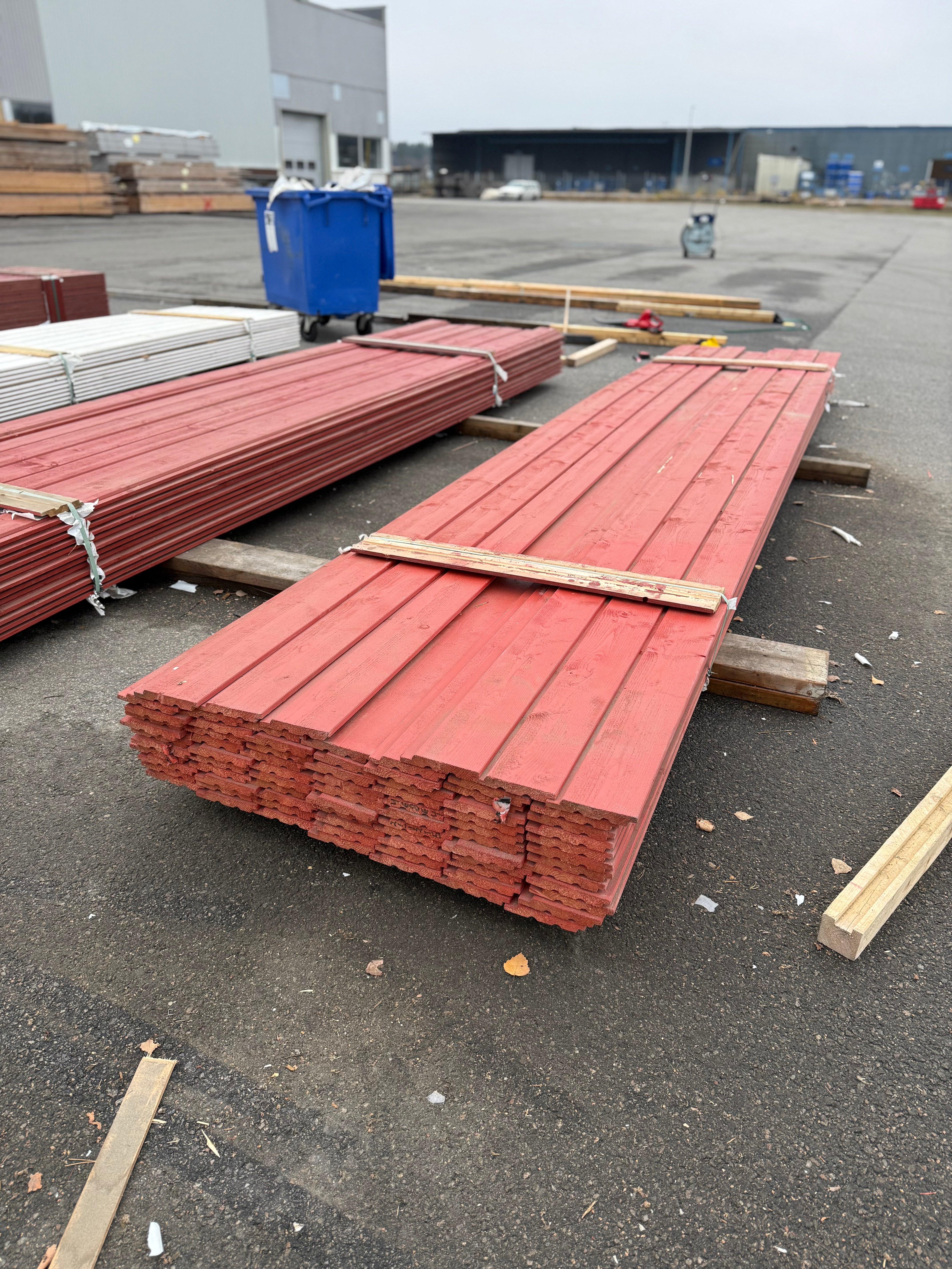 Paket Ytterpanel Falsad Enkelfas 21x147mm – 79 st (5,10 m, Brandröd)