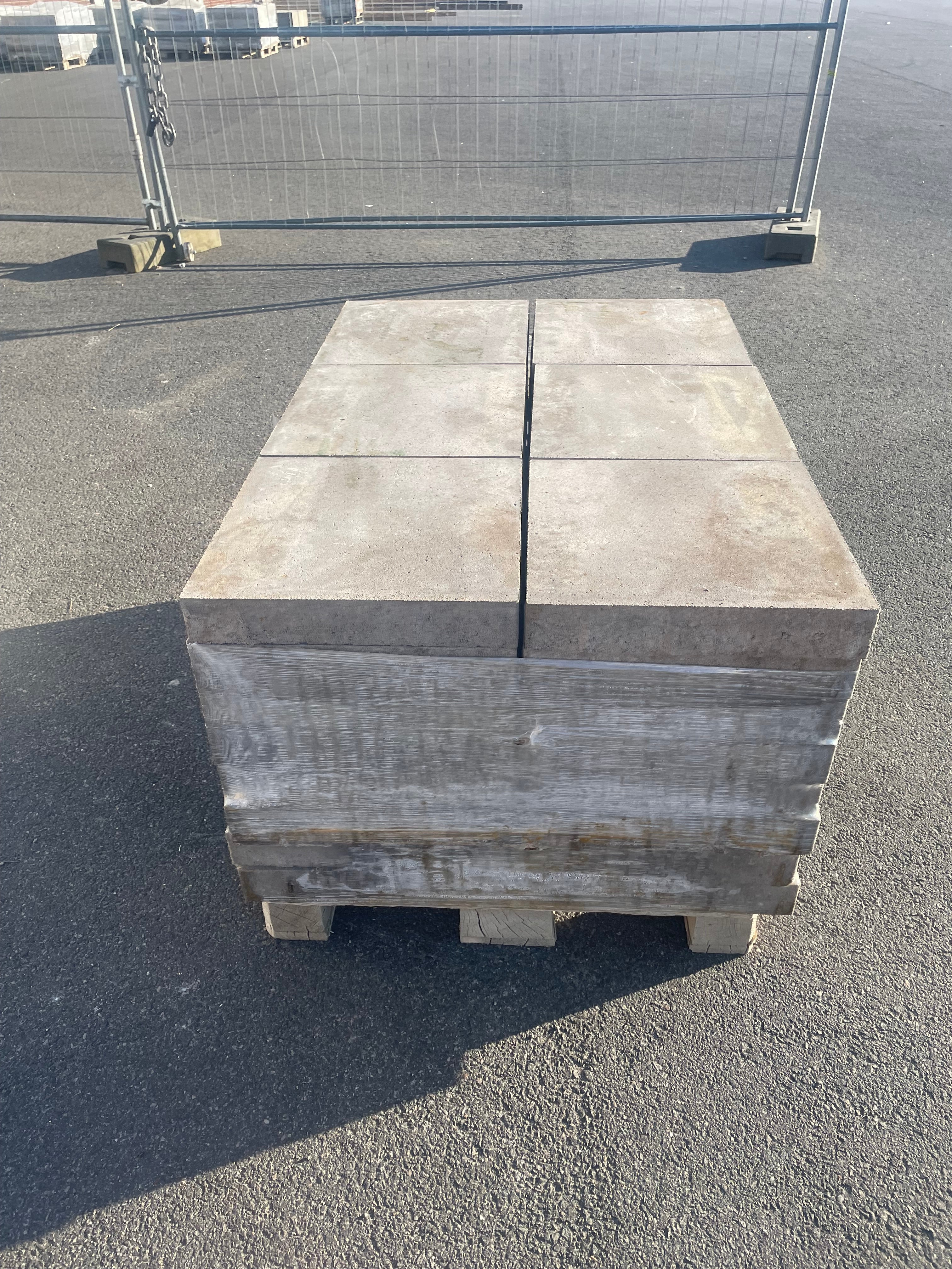 Betongplatta Scala 420x420x70 mm – Naturgrå (St Eriks)