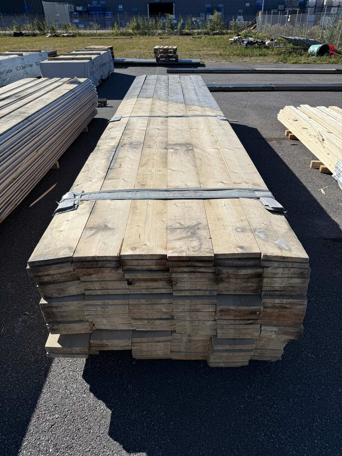 Paket Finsågade Brädor 22x170mm 4,80m 156st (Fuktskadade)