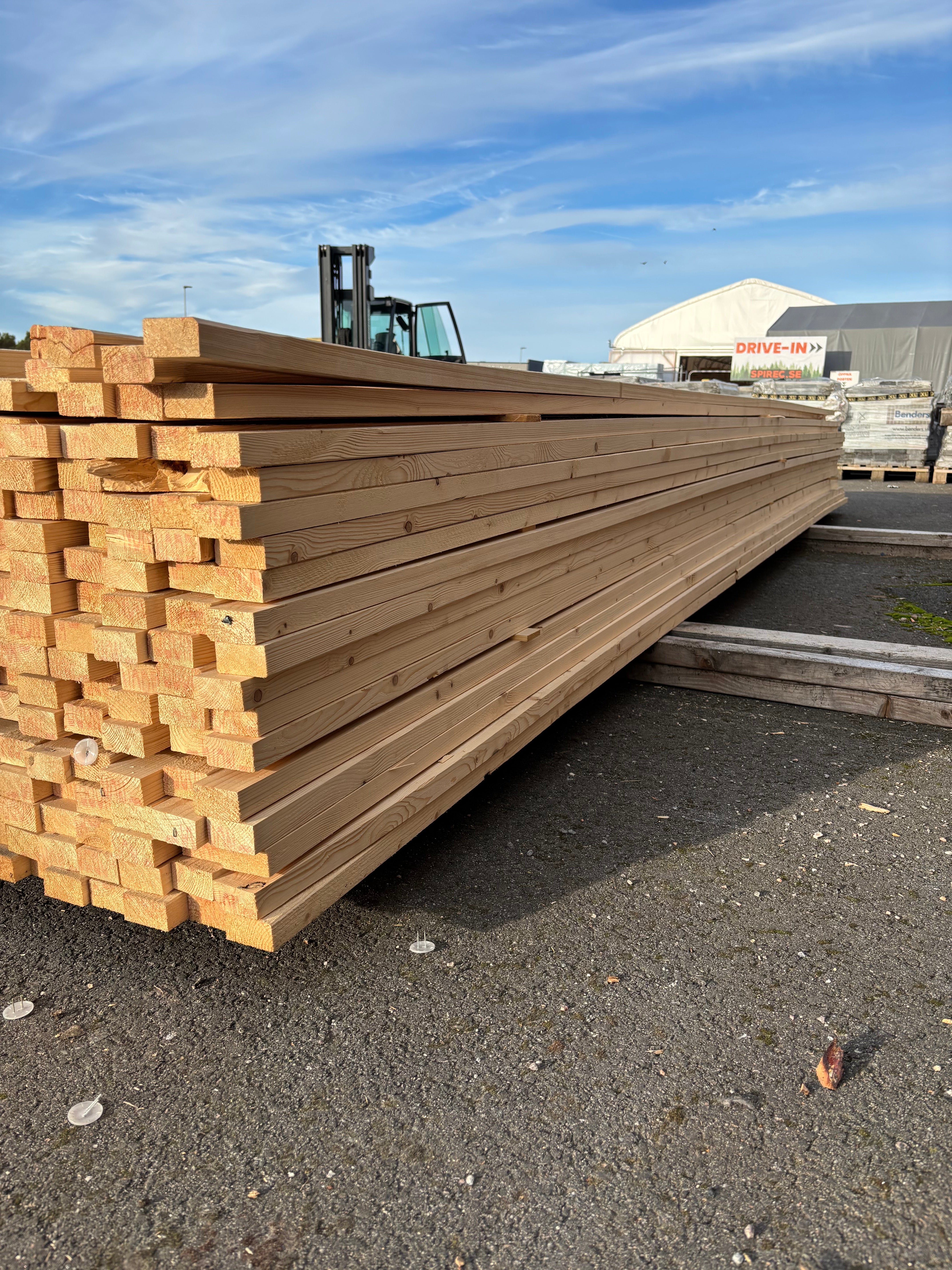 Paket Panel 28x51mm Finsågad – 272 st 5,40 m