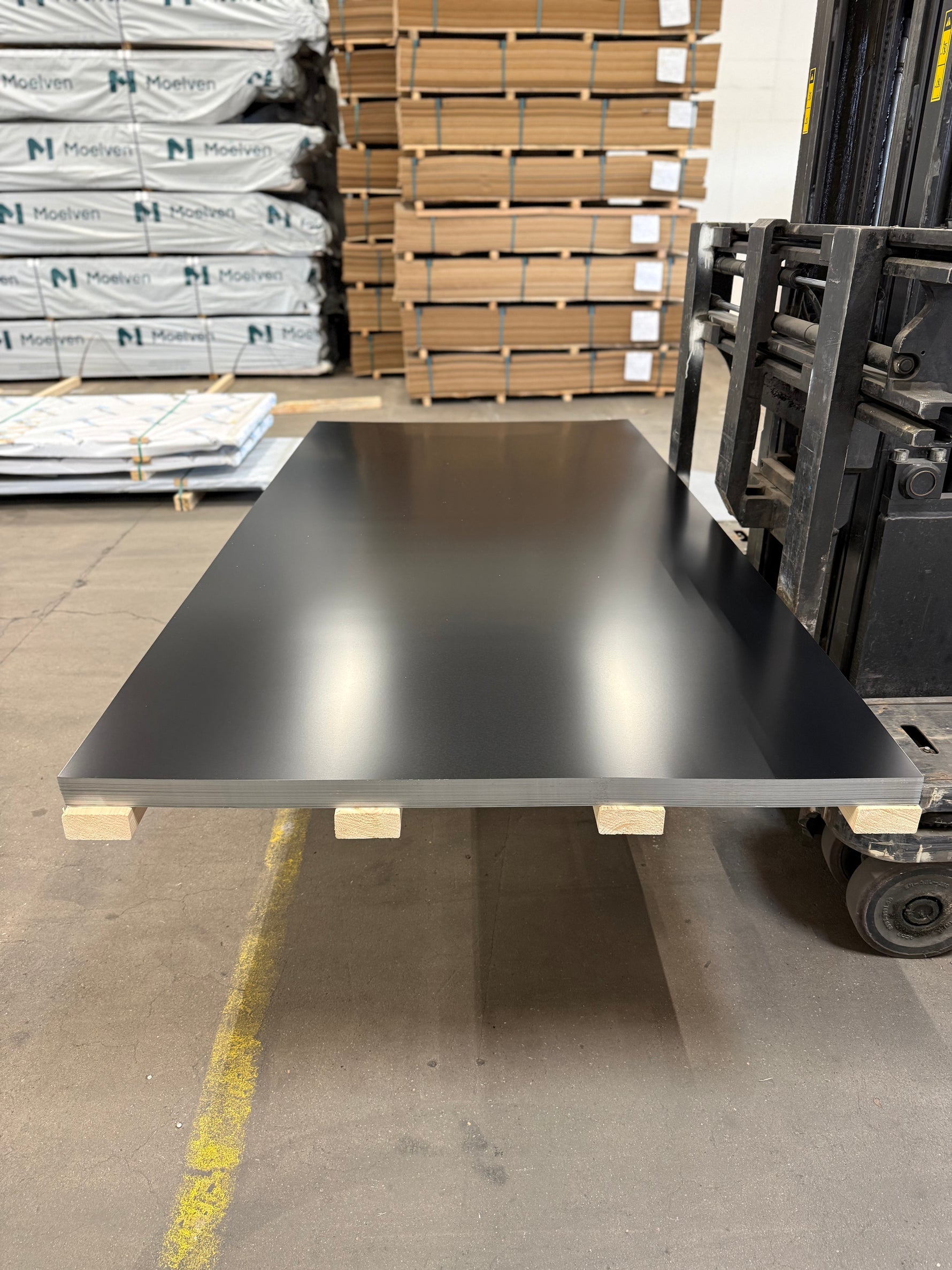 Slätplåt 1230x2500mm- Svart 0,5mm - Spirec