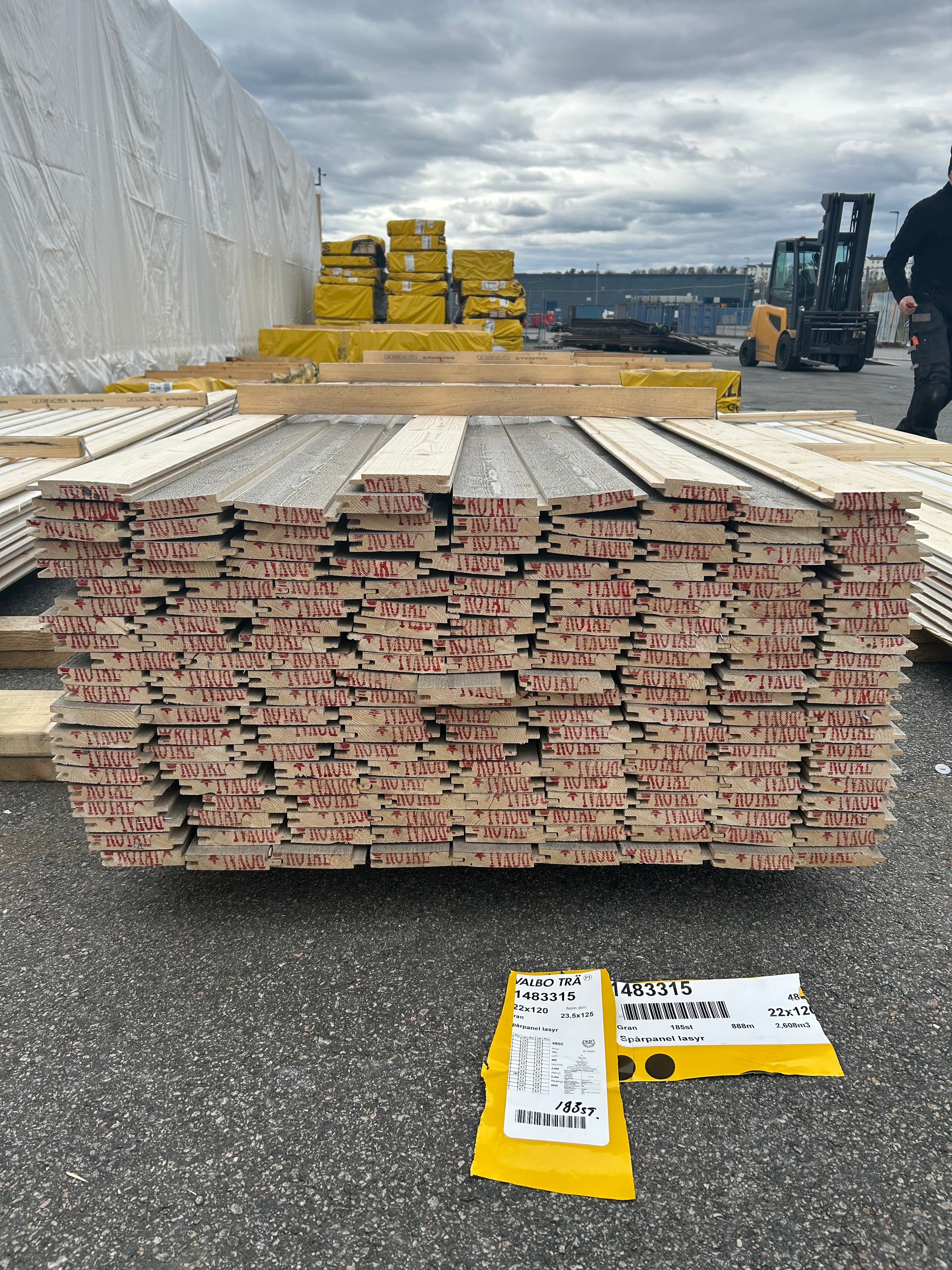 Paket Spårpanel 22x120 mm – 183 st (4,80 m)