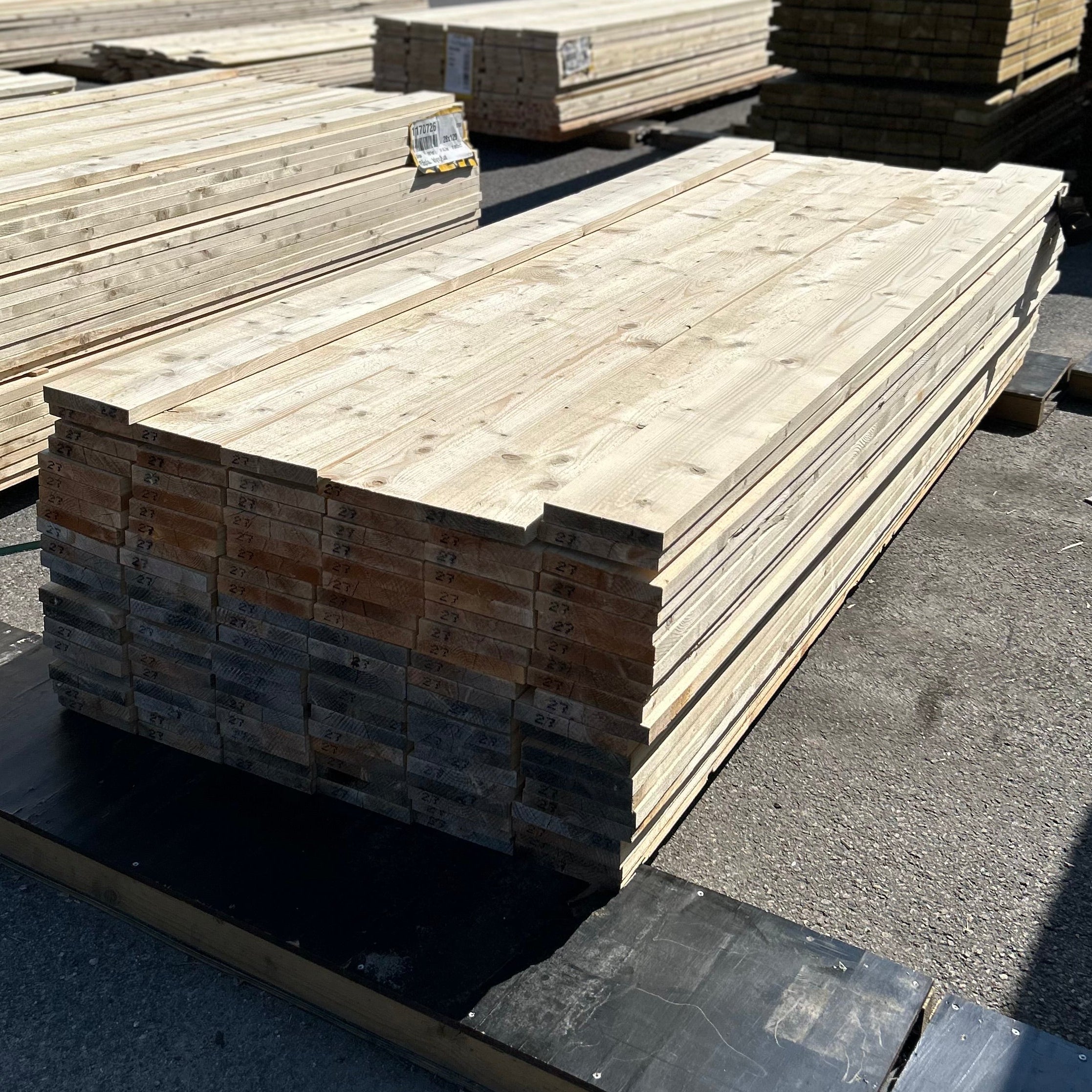 Paket Finsågade Brädor 28x170mm 2.70m 116st Obehandlade