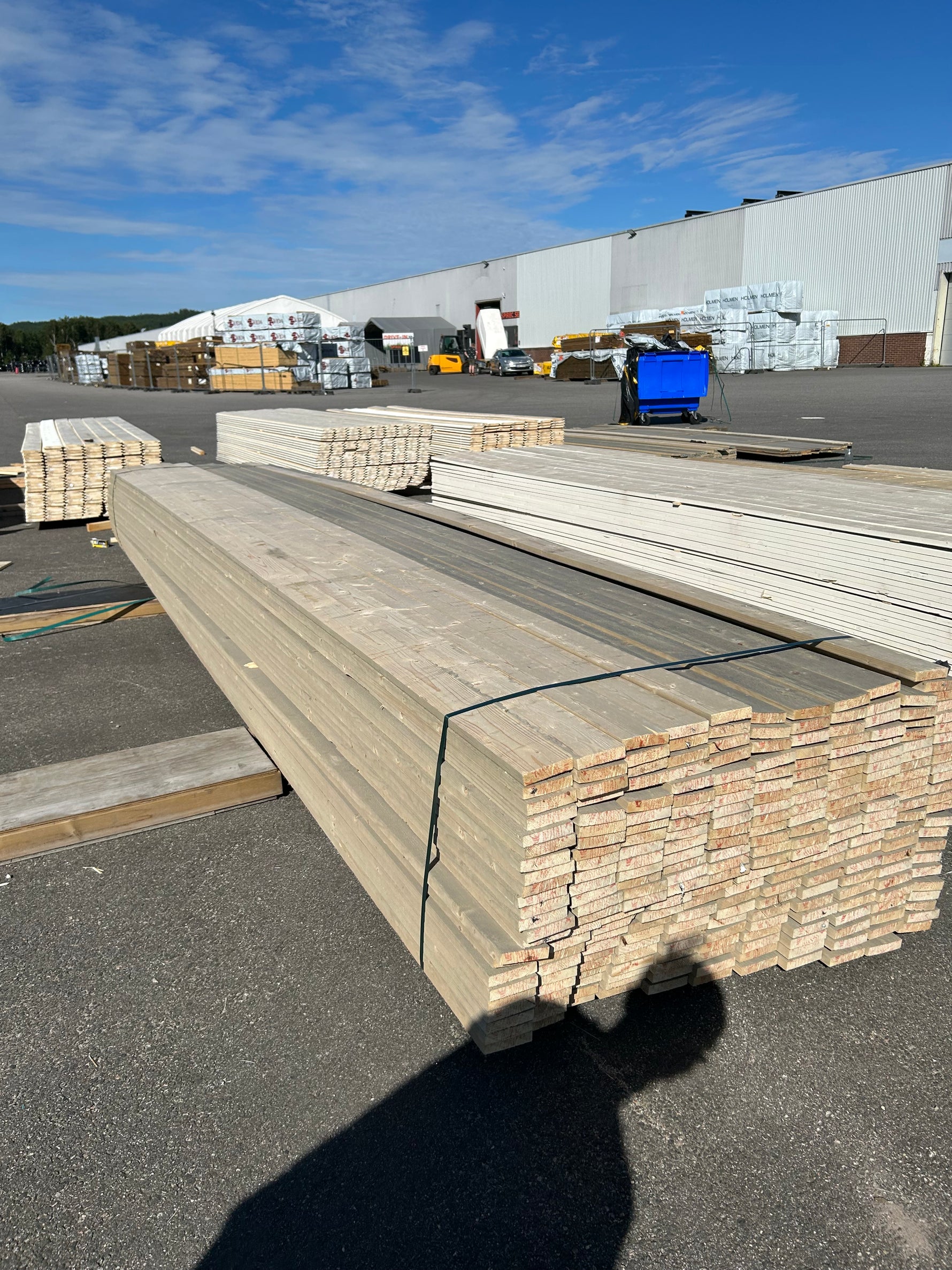 Paket Finsågade Brädor 22x95mm, 258st 5.40m- Lasyr