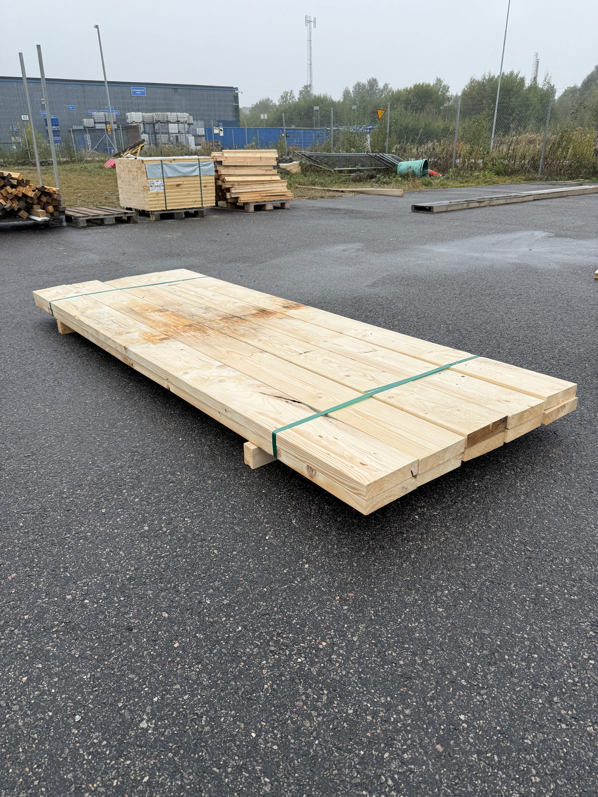 Paket Reglar 45x195mm Gran 2,70m – 10st (Fuktskada)