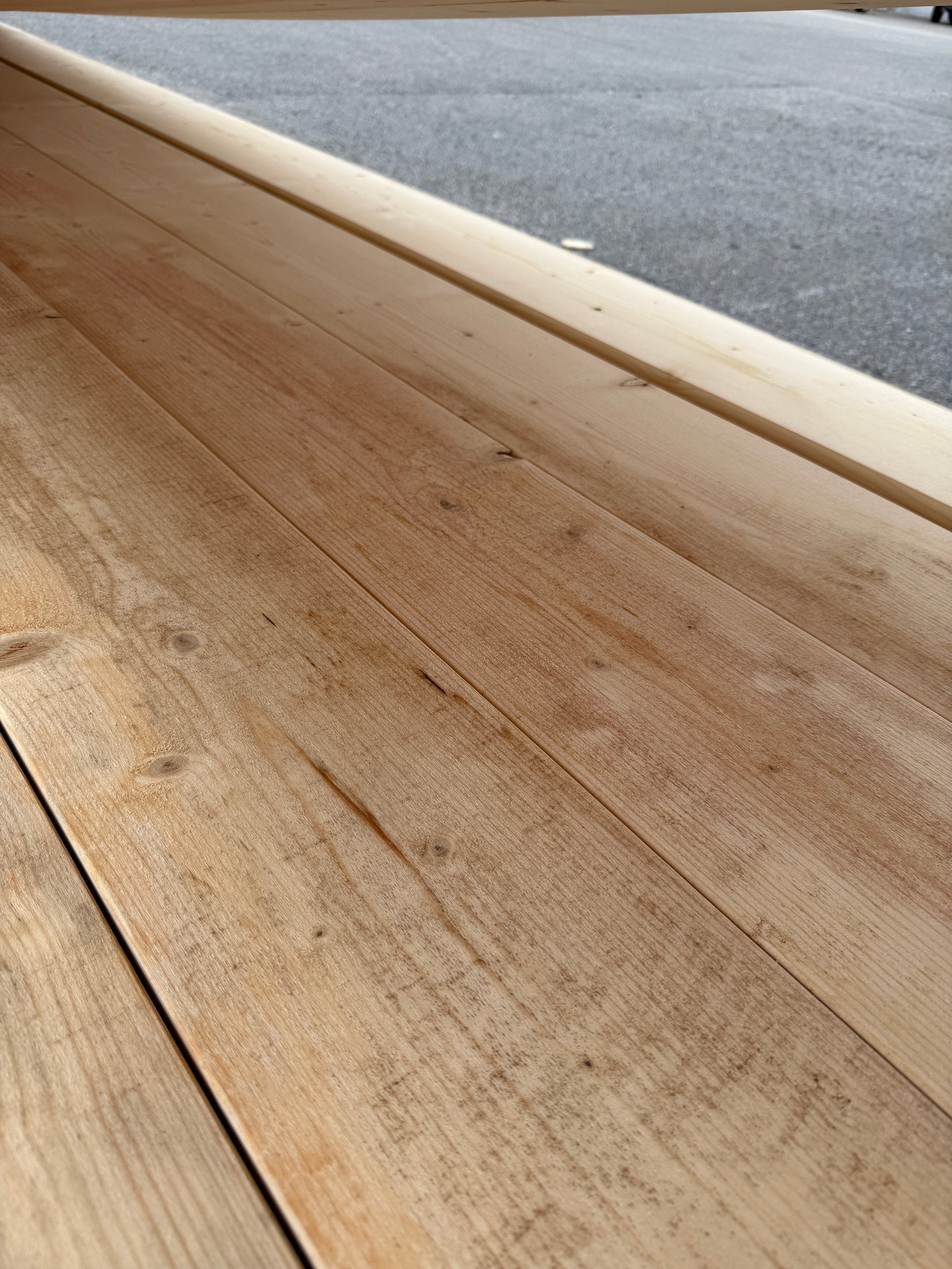 Paket Finsågade Brädor 22x195 mm – 4,80 m 130st (Fuktskadat)