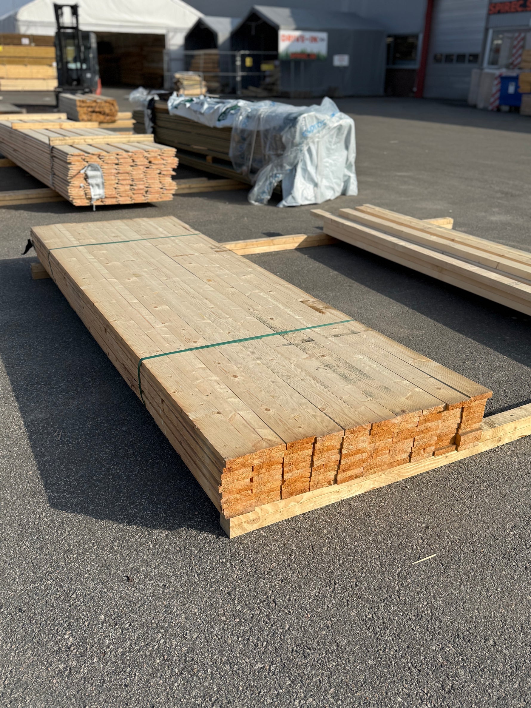 Paket Finsågade Brädor 22x95mm 100st 3.0m Gran - Spirec