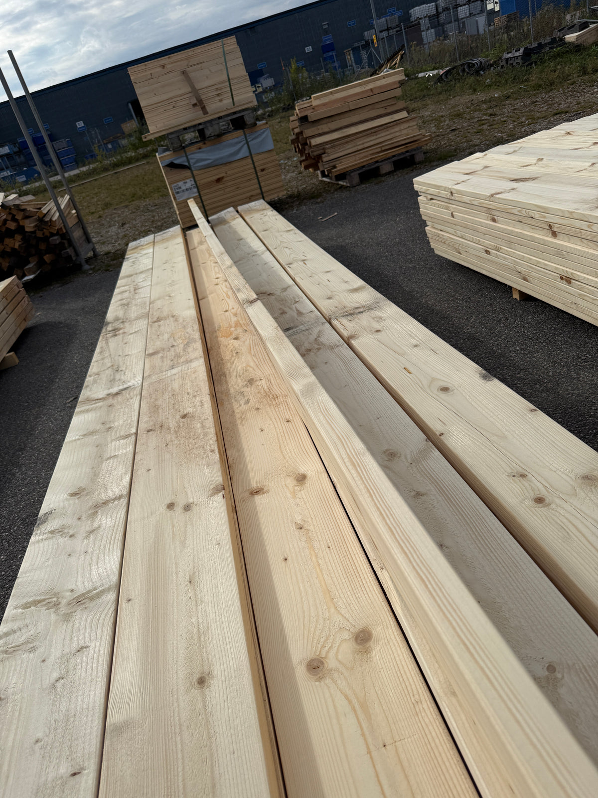 Paket Reglar 45x195mm Gran 5.10-5.40m (mögel/fuktskadat)