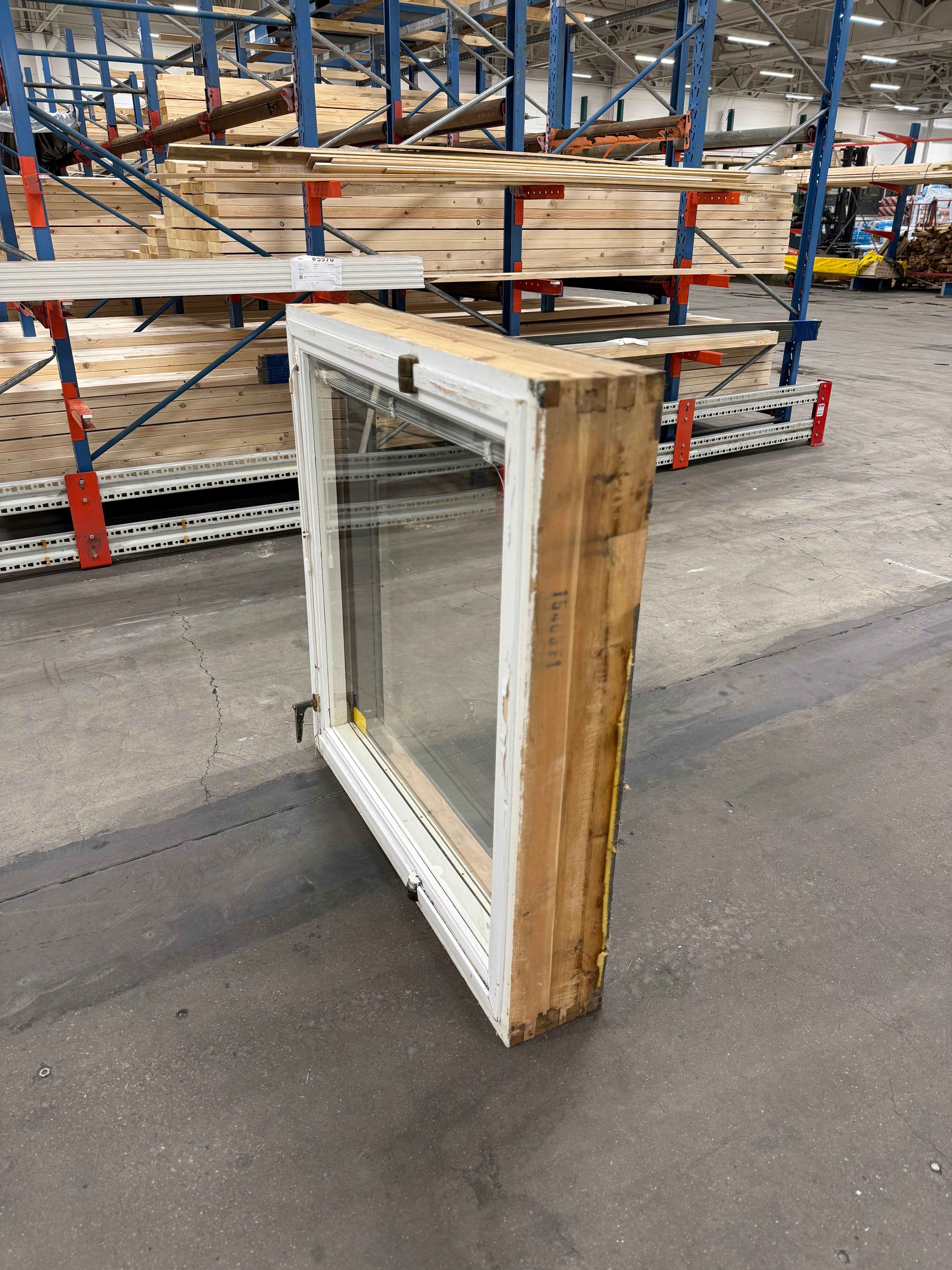 Fönster 1130x1172mm (Begagnat)