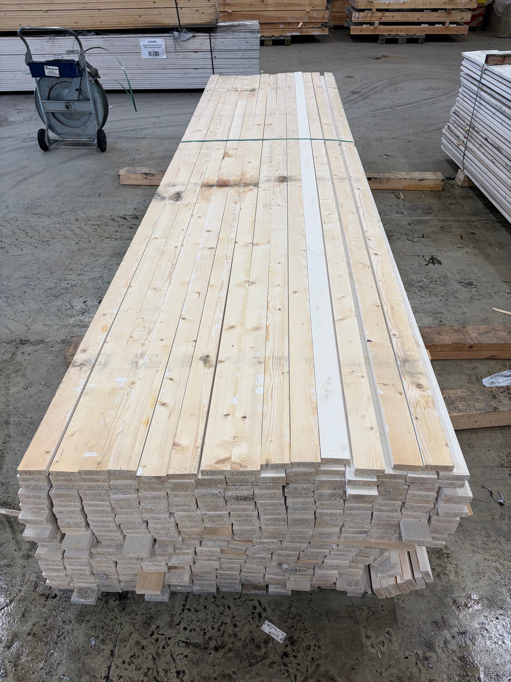 Paket Finsågade Brädor 22x70mm, 375st 4,20m (Vit) - Spirec