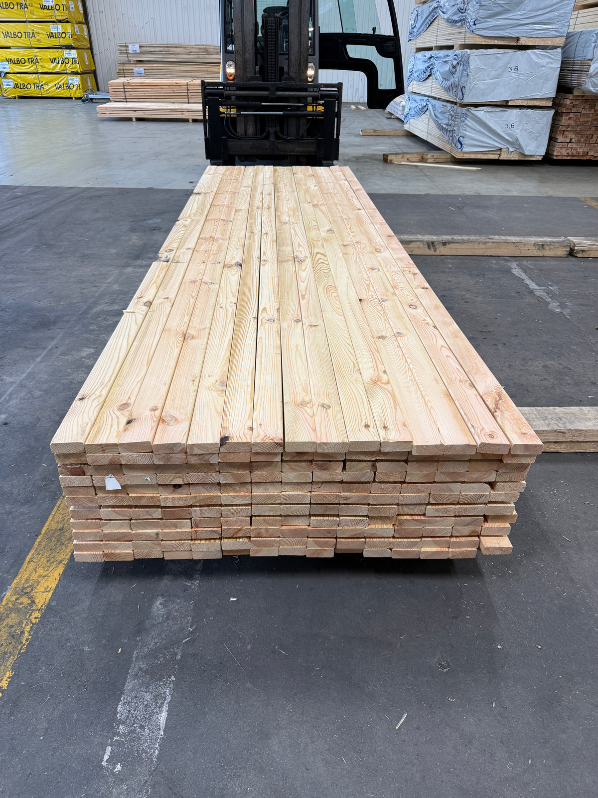 Paket Glespanel 28x70 mm – 3,60 m Furu 165 st