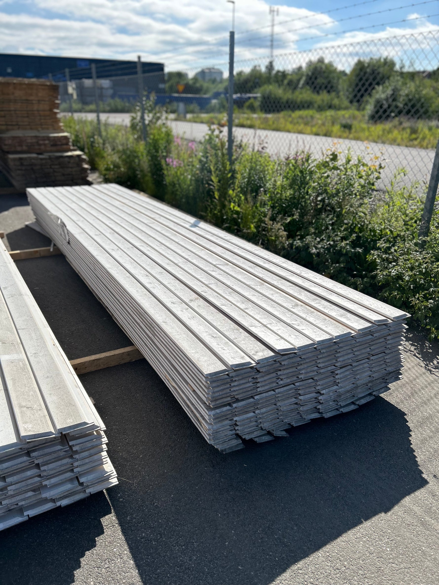 Parti Enkelfas Fals Ändspont 22x120mm, 260st 4.80m- Mellanstruken