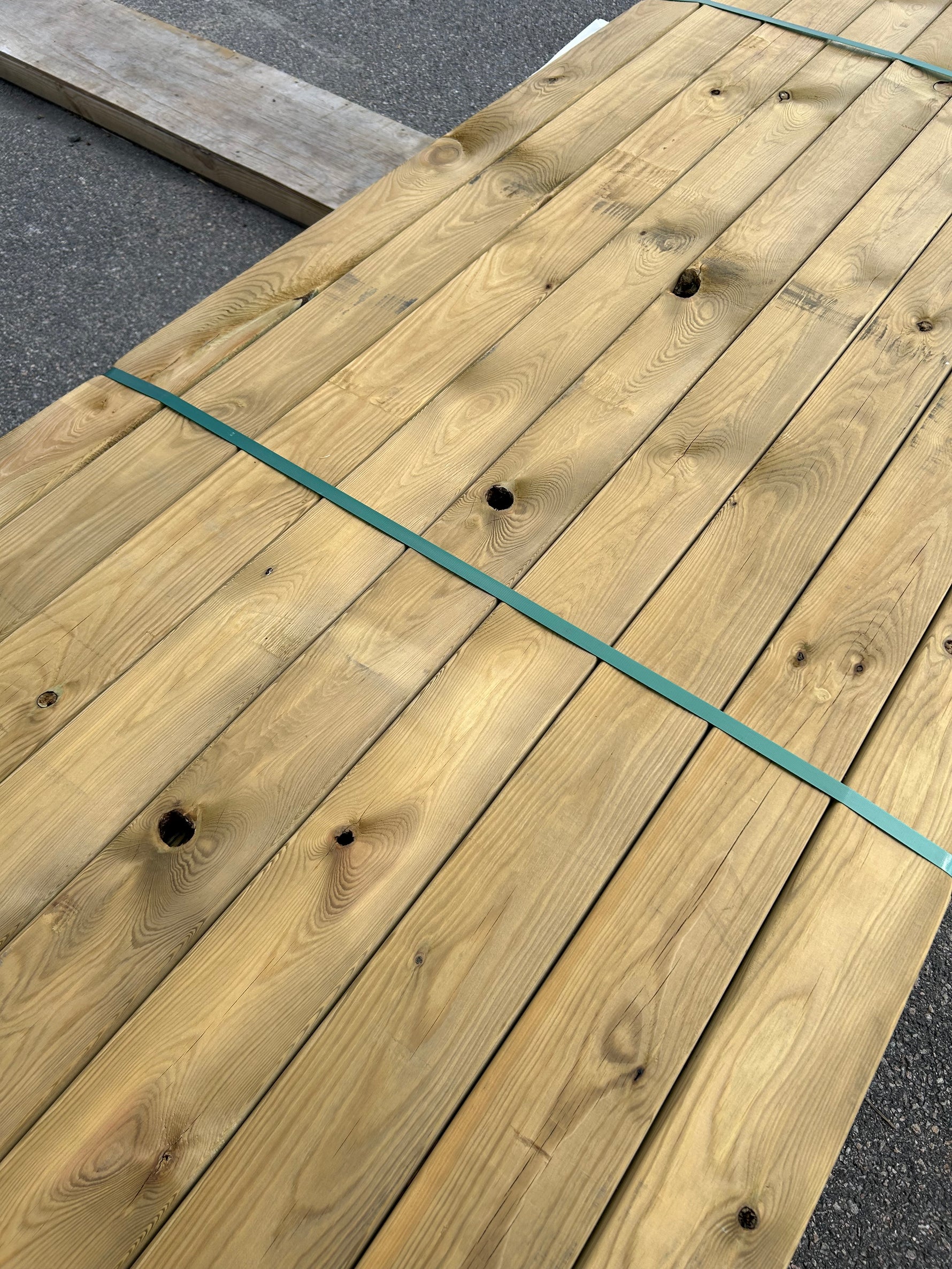Paket Trall Furu 28x120mm 3,90m 144st Impregnerad B-sortering