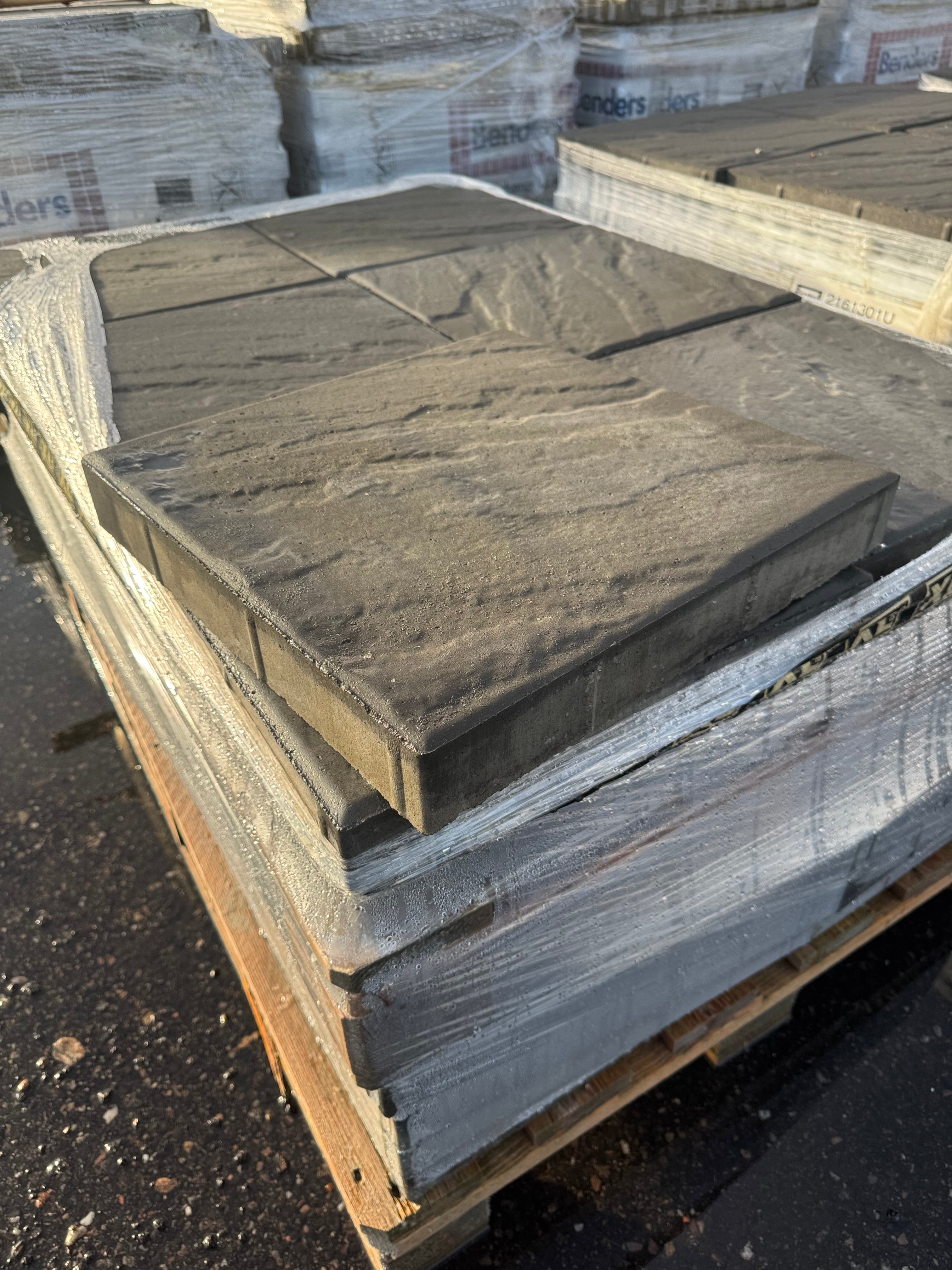 Marksten Cambridge 420x420x50 mm – Grafit 170 kr/kvm