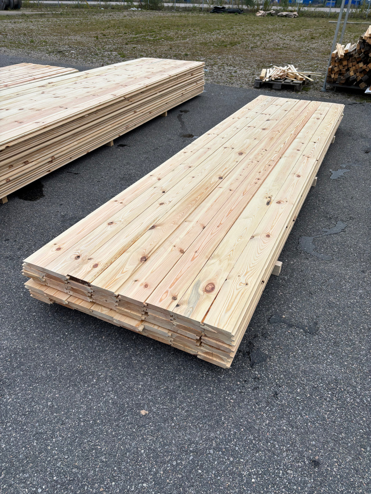 Paket Spontade Furu Brädor 27x145mm 4,20m – 56st (Andra Sortering)