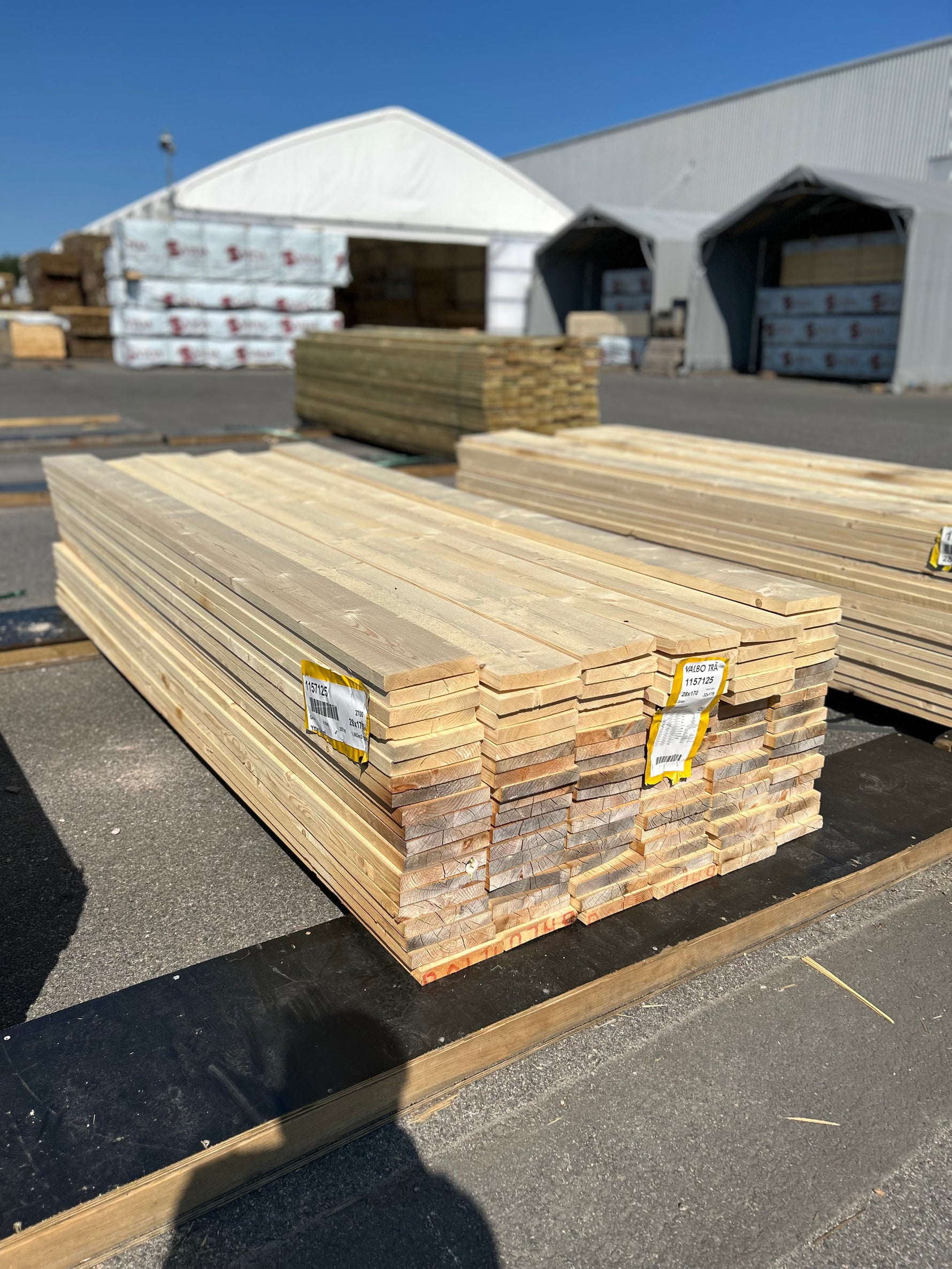 Paket Finsågade Brädor 28x170mm 2.70m 110st Obehandlad