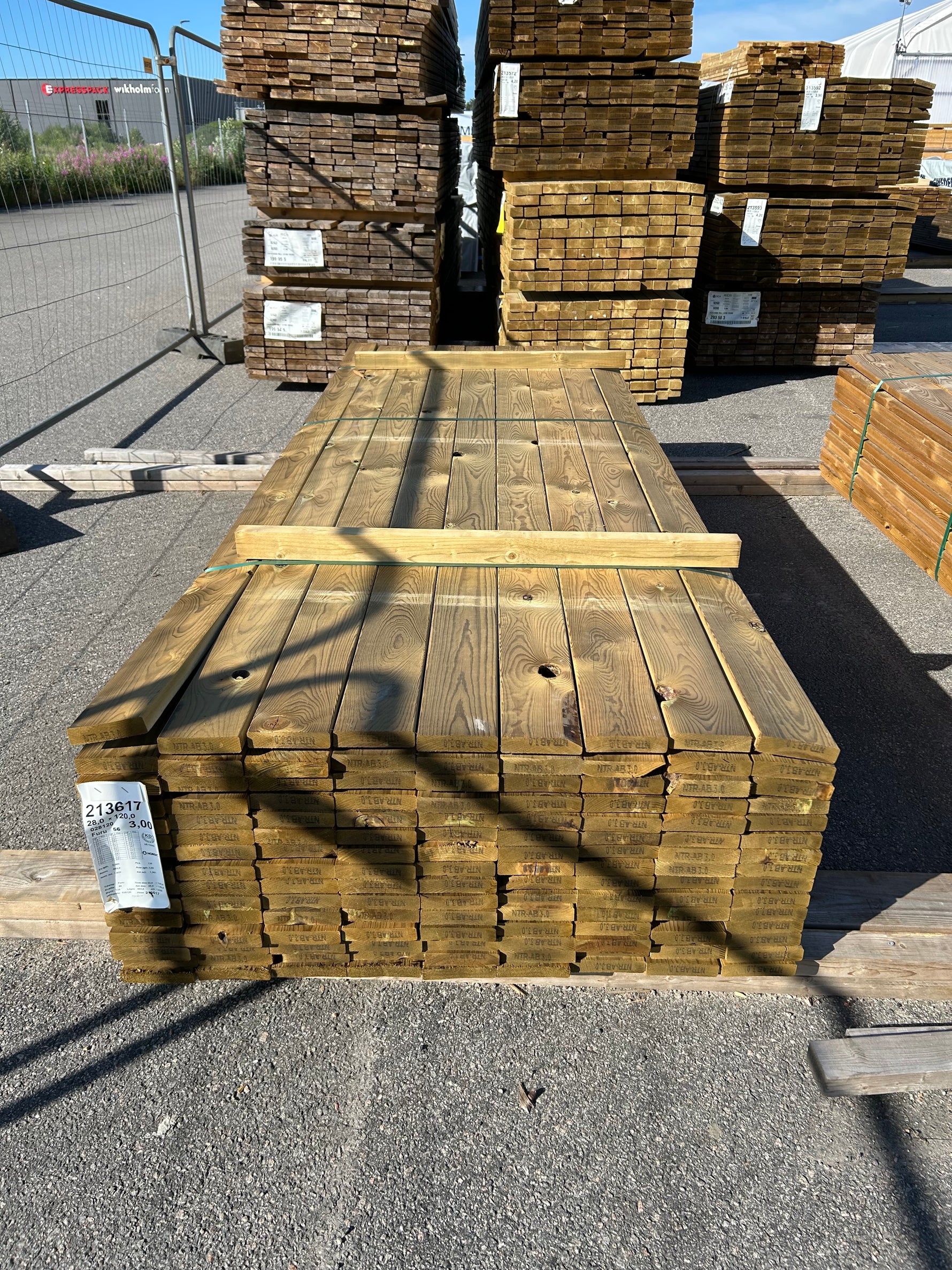 Paket Tryckimpregnerad Trall 28x120mm 3,00m 135st B-Sortering