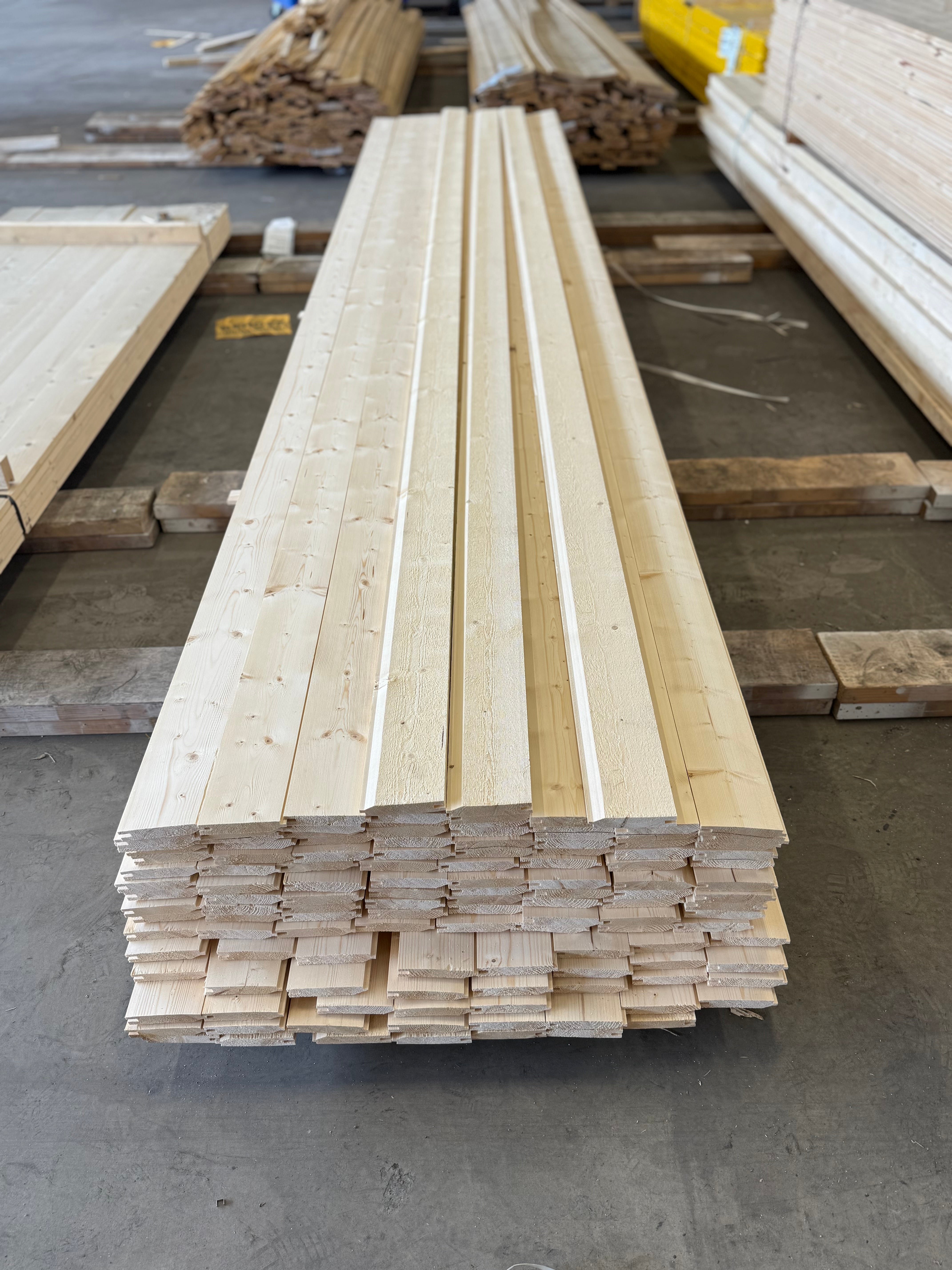 Paket Enkelfasspont 21x115 mm – 4,80 m – 131 st – Obehandlad OBS kort spont
