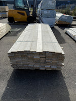 Paket Finsågade Brädor 22x120mm 3,00m 143st Grundmålade
