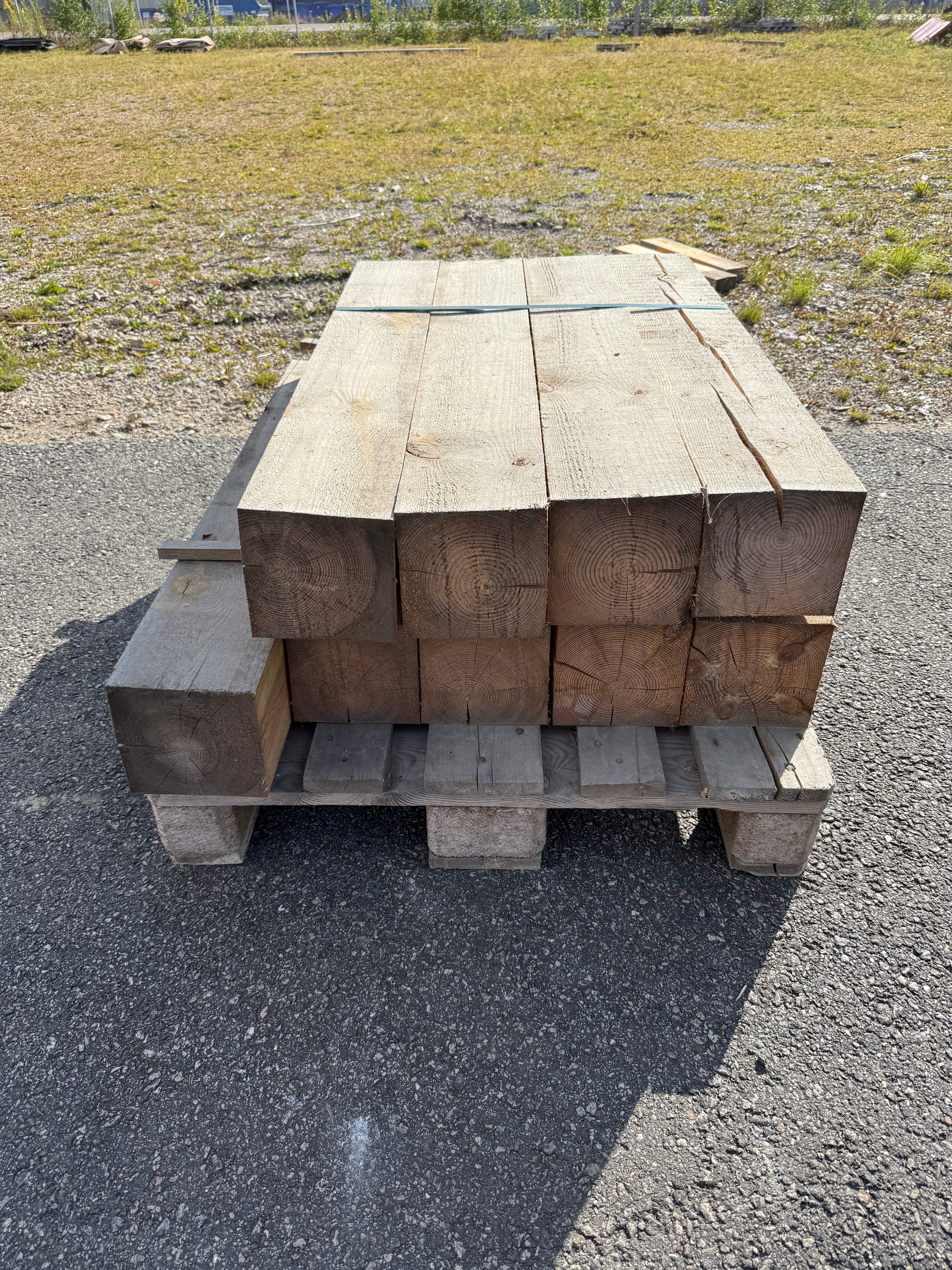 Parti Stolpar 150x150mm 100cm 9st