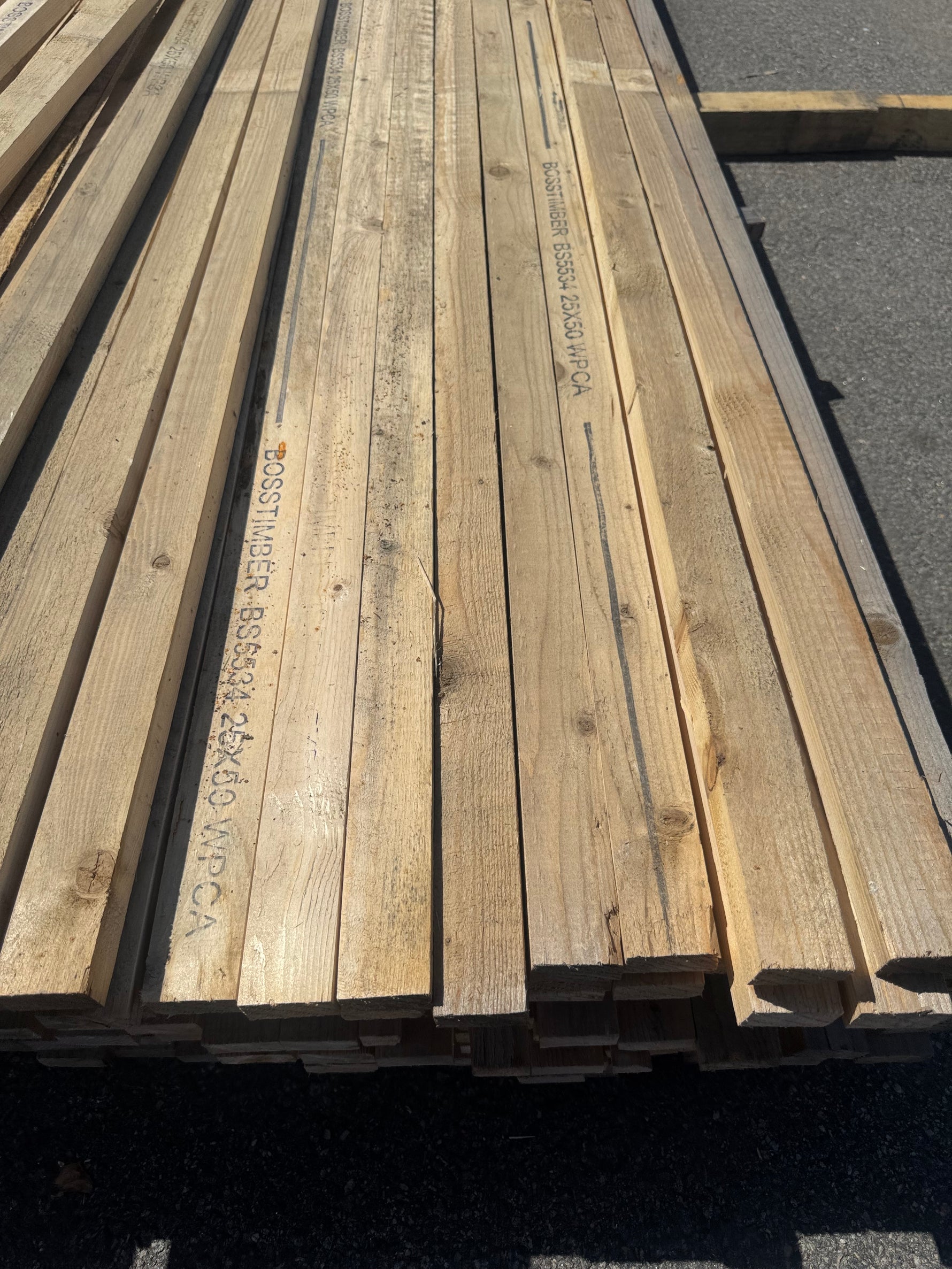 Paket Läkt 25x50 mm, 190 st 5,40 m Vattenskadat