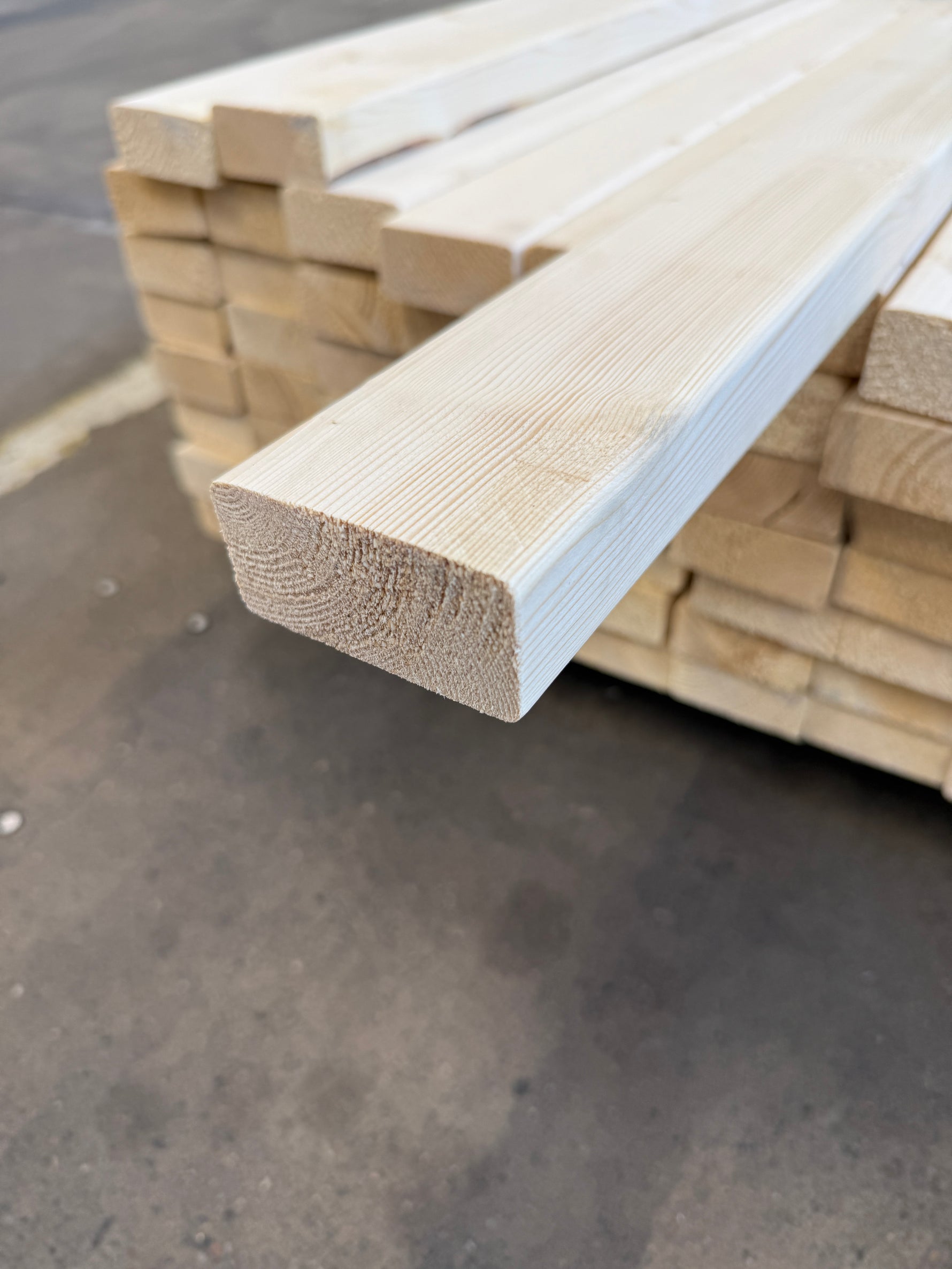 Paket Hyvlade Reglar 34x70mm Gran, 112st 4,20m
