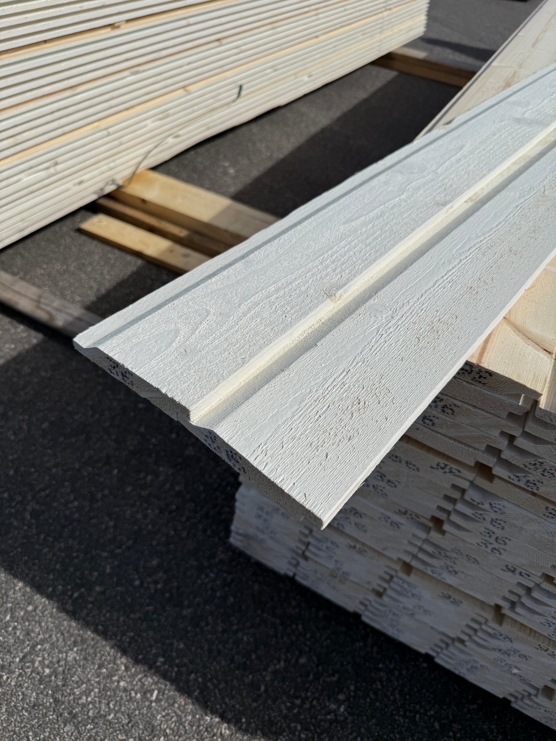 Enkelfas Halvspont 22x120mm, 3.60m Grundmålad Vit (Säljs per bunt/5st)