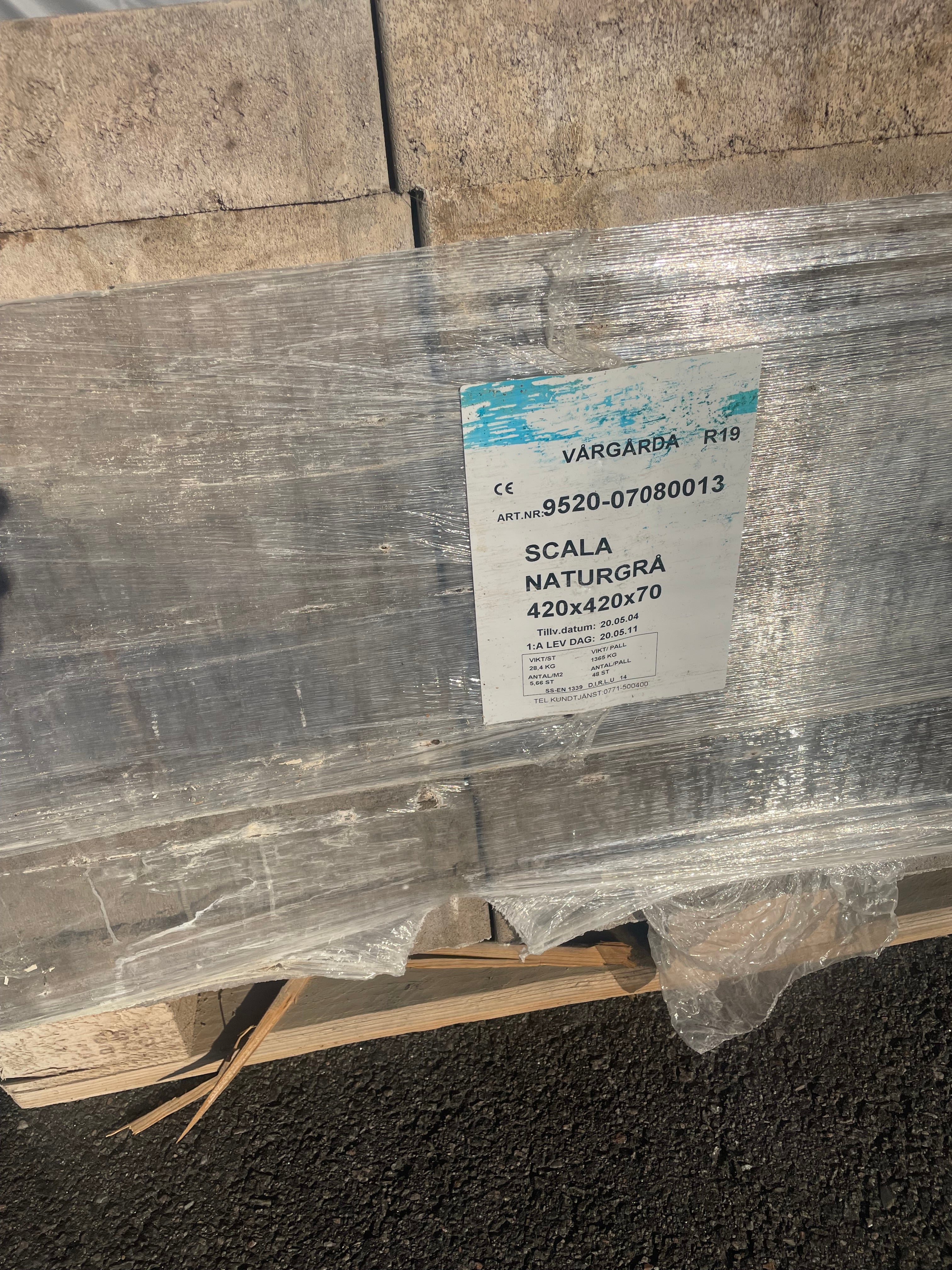 Betongplatta Scala 420x420x70 mm – Naturgrå (St Eriks)