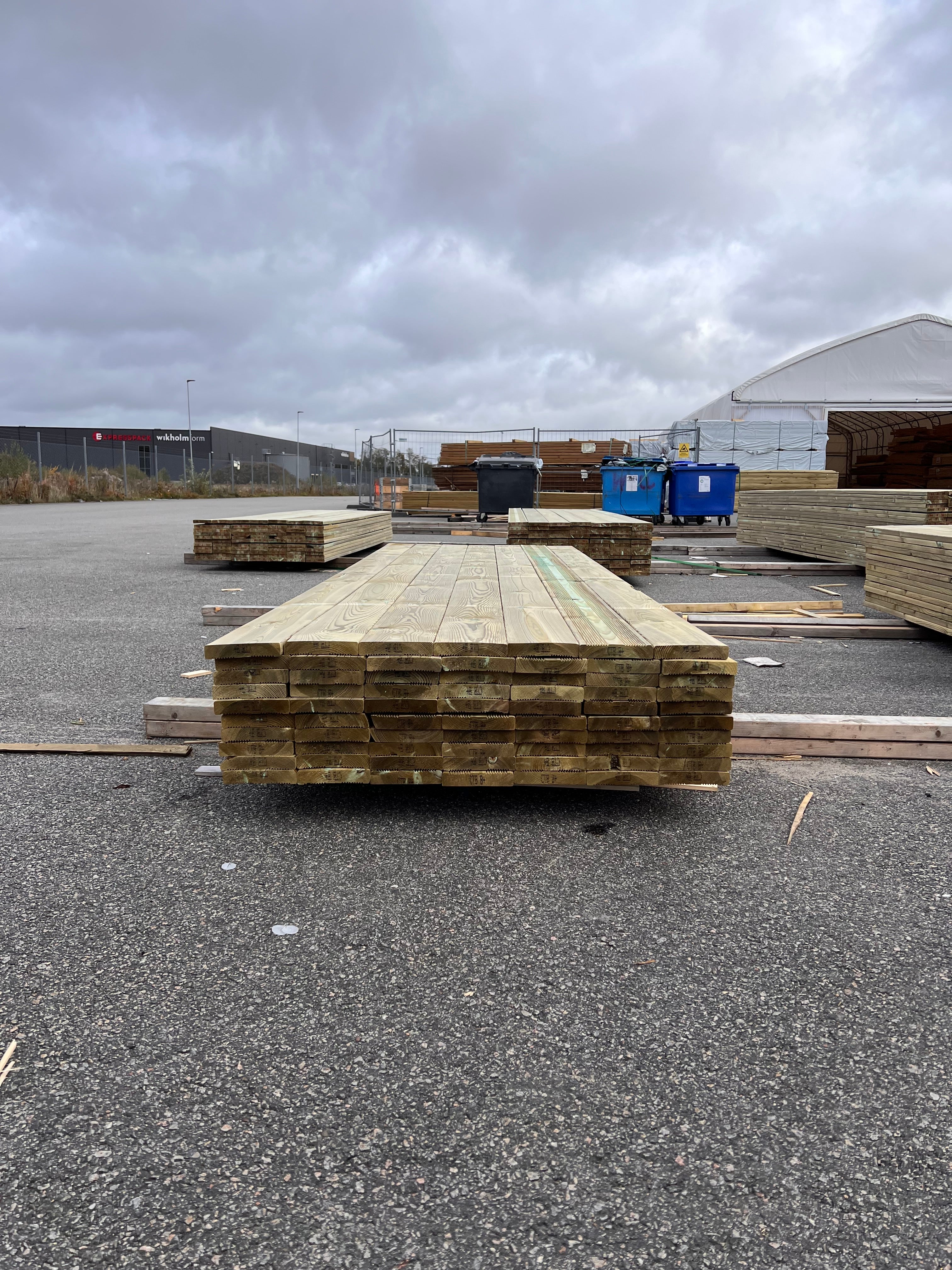 Paket Tryckimpregnerad Trall 27x145 Rillad 70st, 3.60m (B-Sortering)
