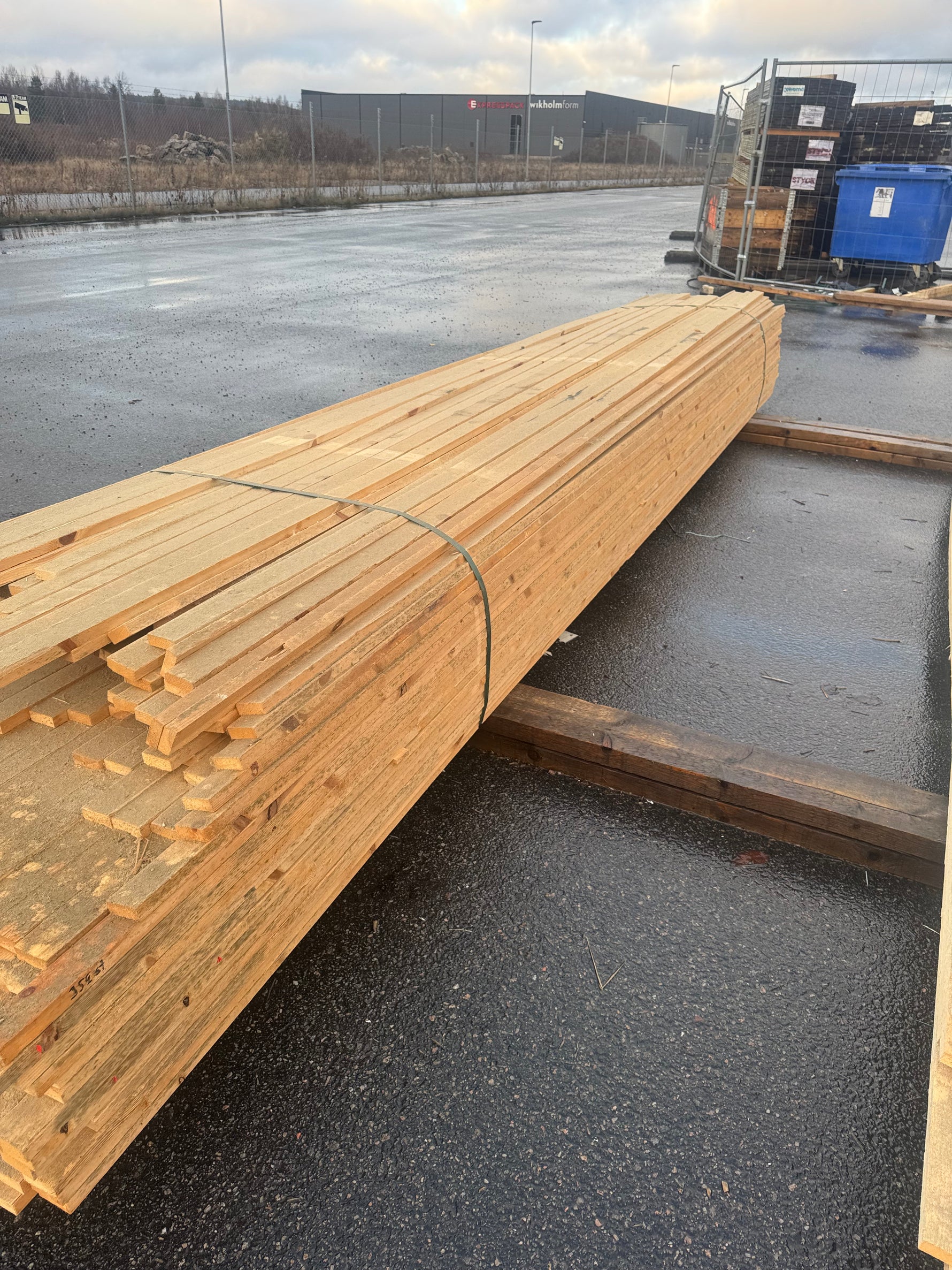 Paket Läkt 19x52 – 342 st (4,2–4,8 m, ohyvlade) - Spirec