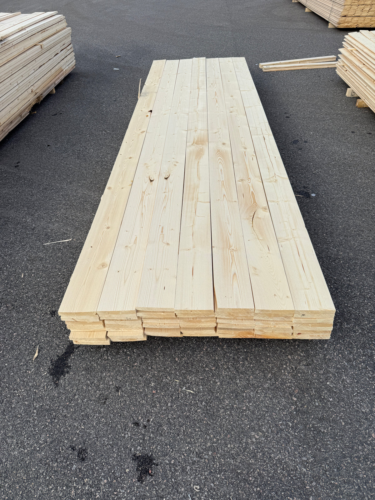 Paket Finsågade Brädor 22x145 mm – 3,60 m (Andra sortering)
