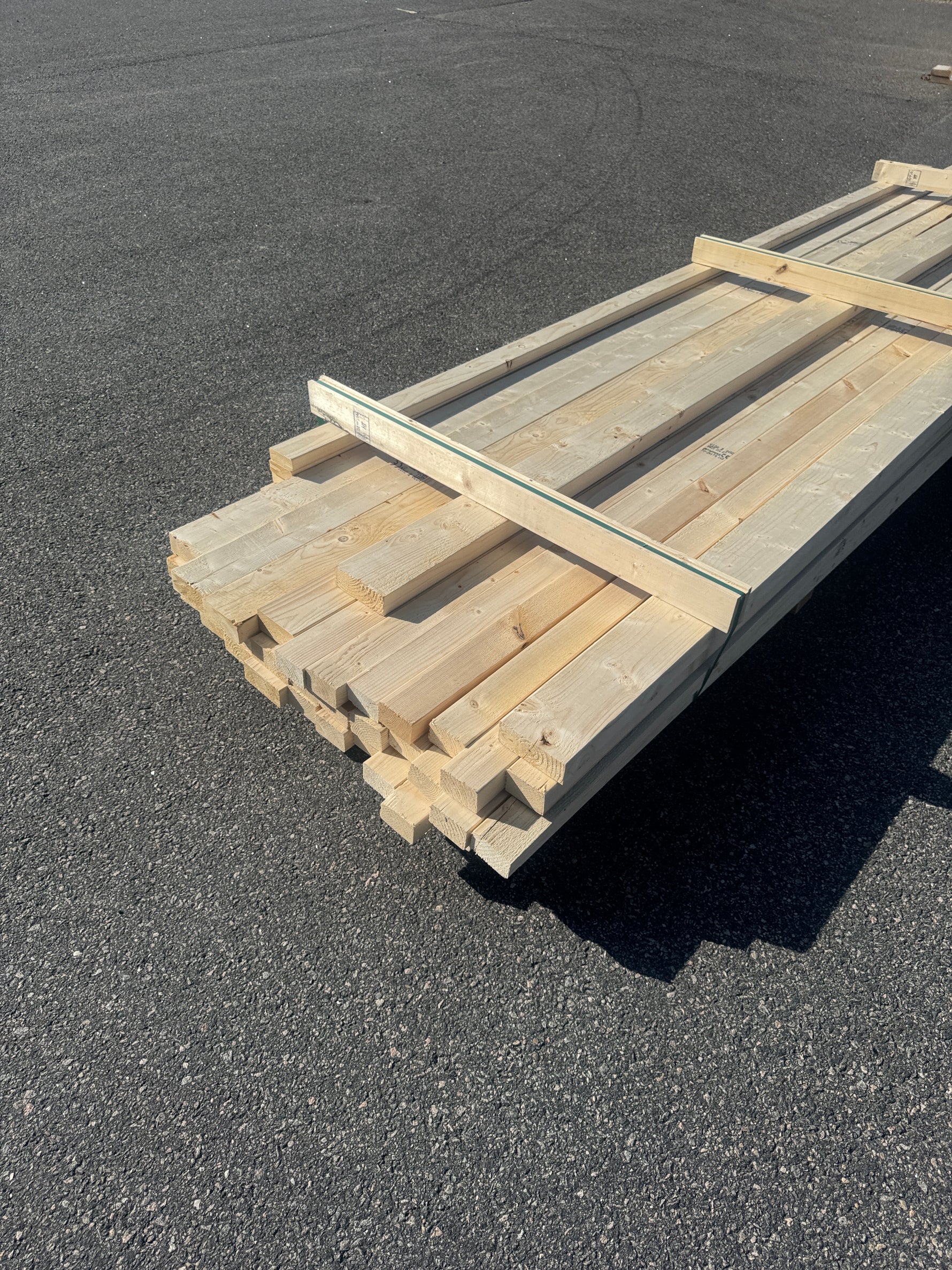 Utsorterat Paket Reglar och Glespanel 3,60–4,80m Blandade Dimensioner