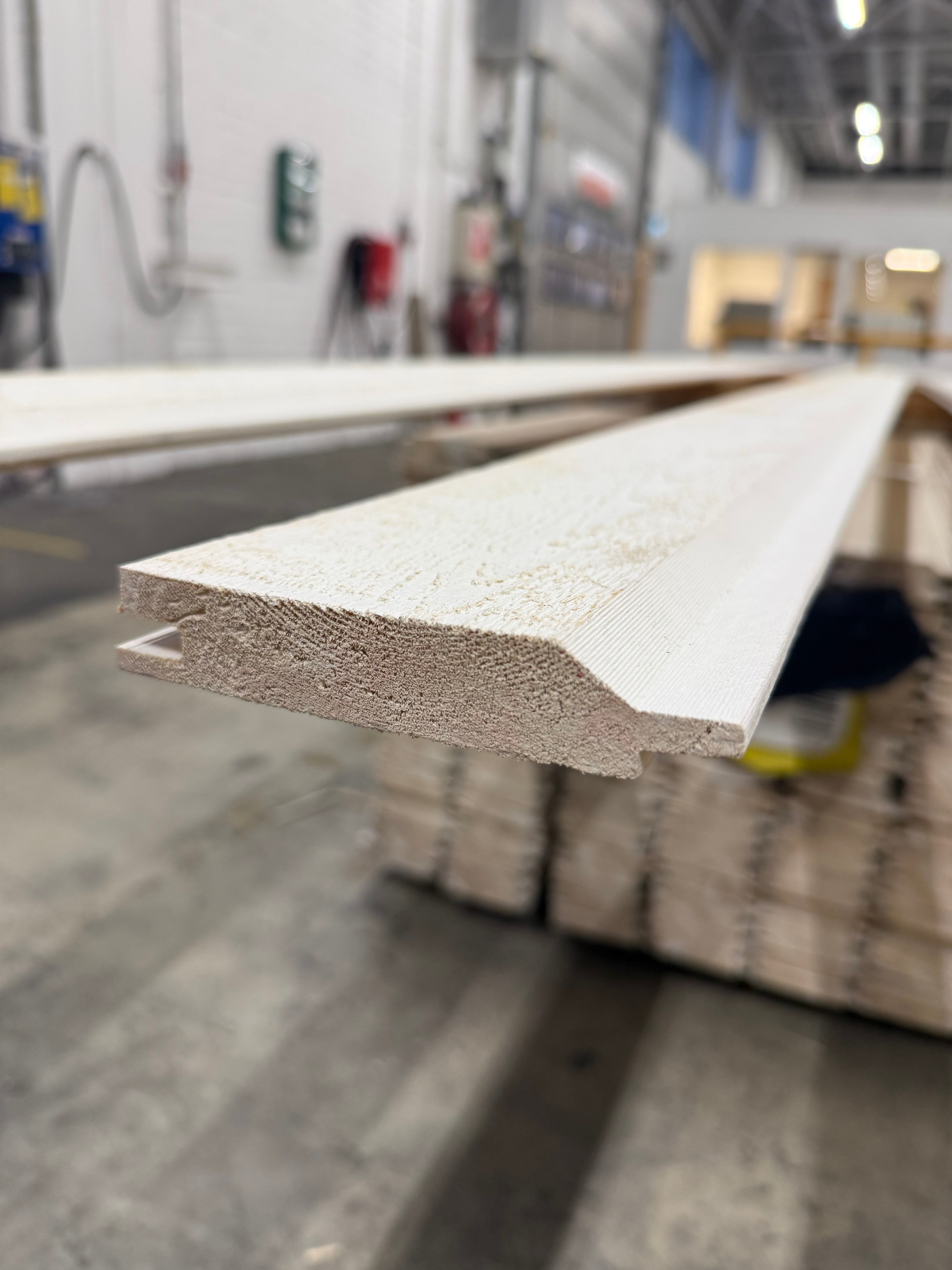 Paket Enkelfasspont 22×120 – 225 st (4.50 m) Grundmålad Vit