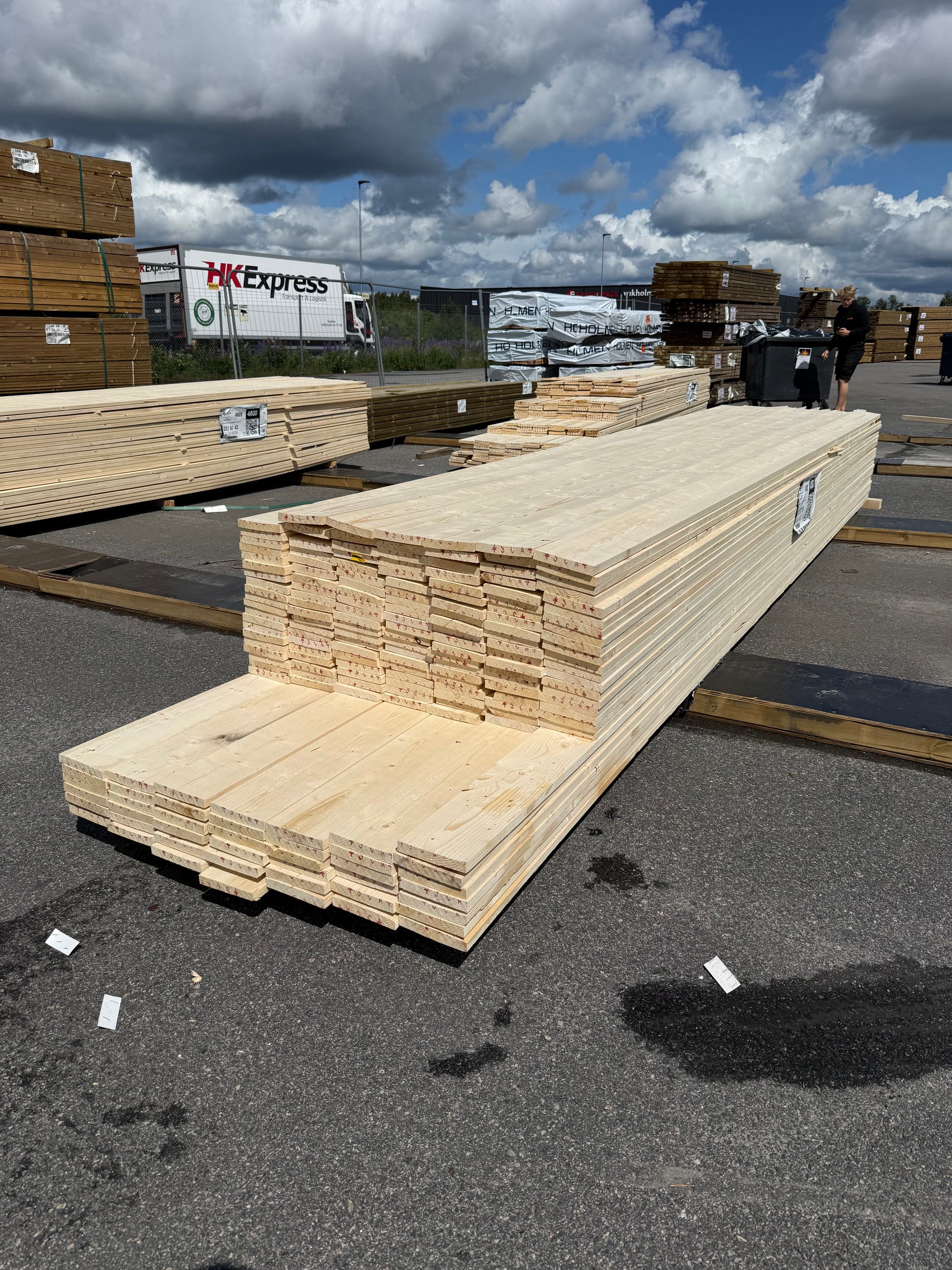 Paket Finsågade Brädor 22x145mm, 181st 4,80–5,40m (Andra-sortering)