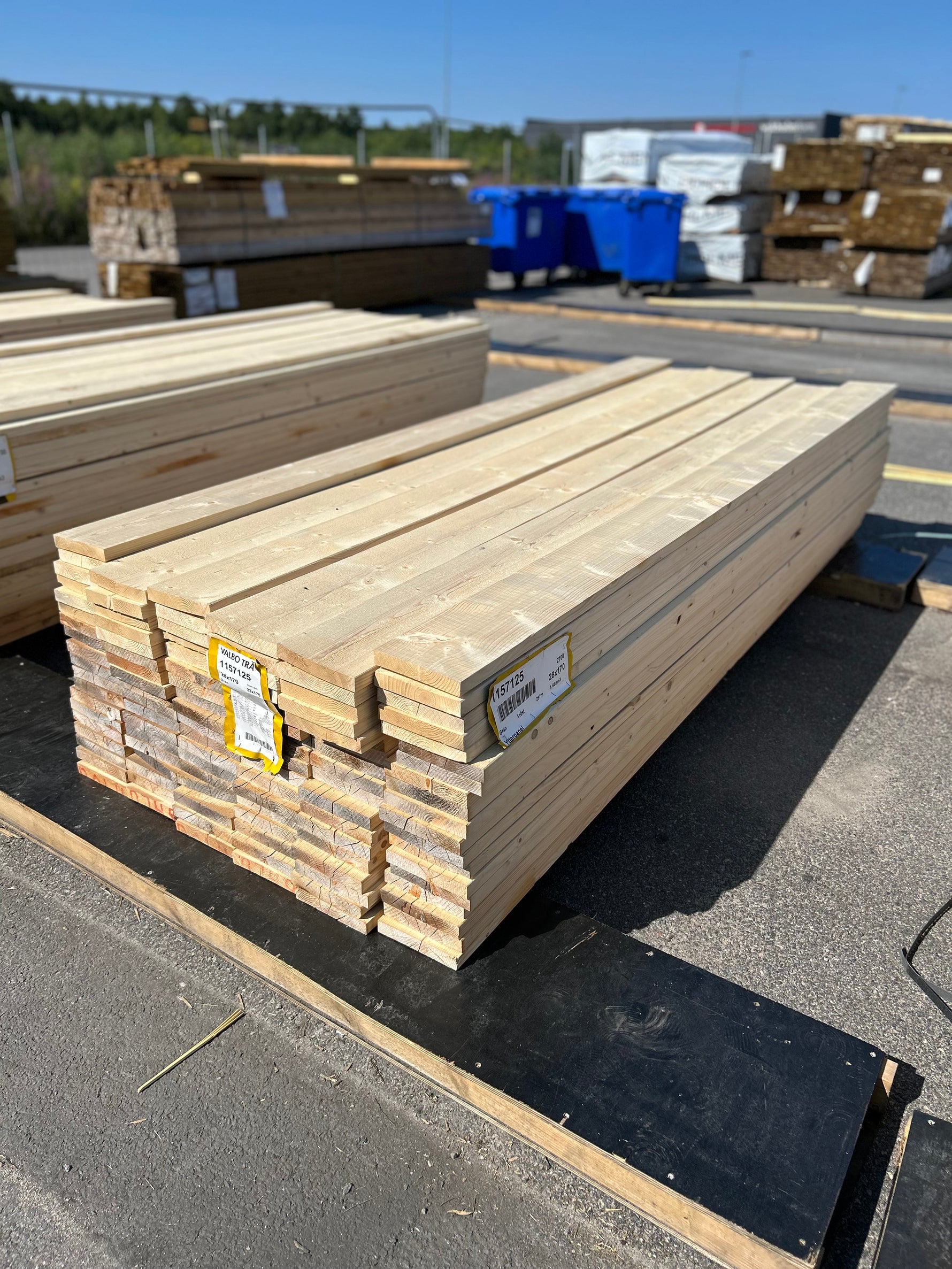 Paket Finsågade Brädor 28x170mm 2.70m 110st Obehandlad