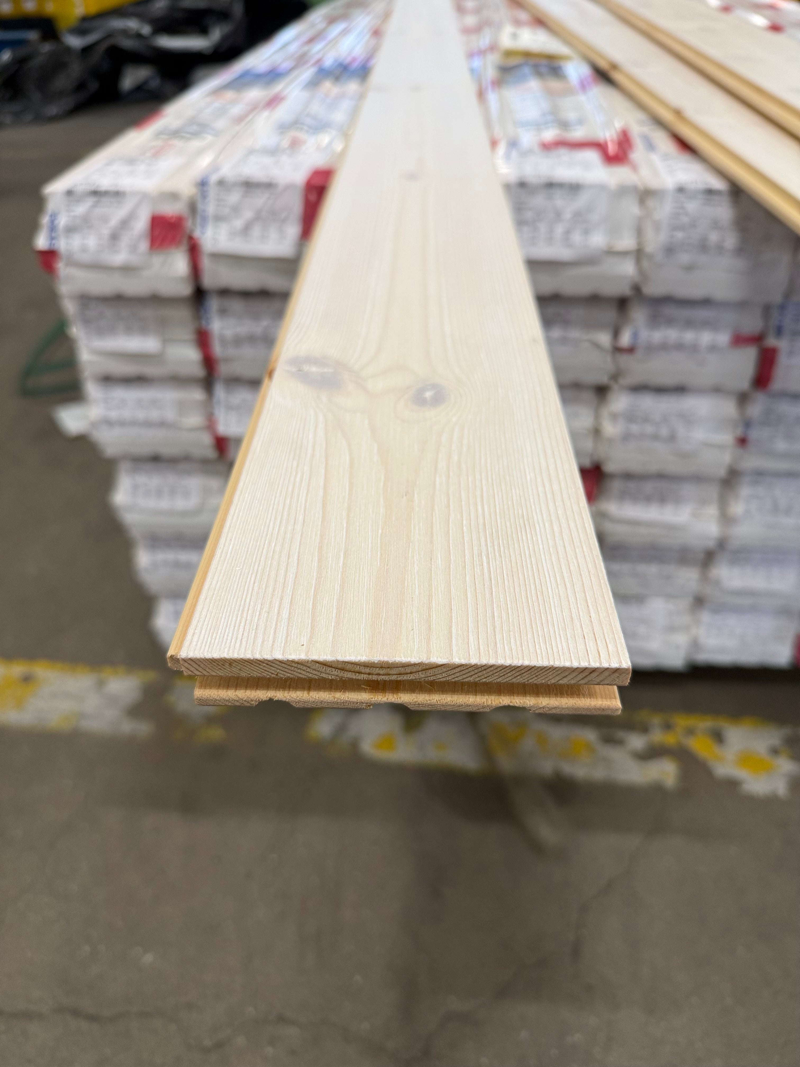 Moelven Furu Golv Snö 20x117mm - Per Bunt (4st 2,20m)