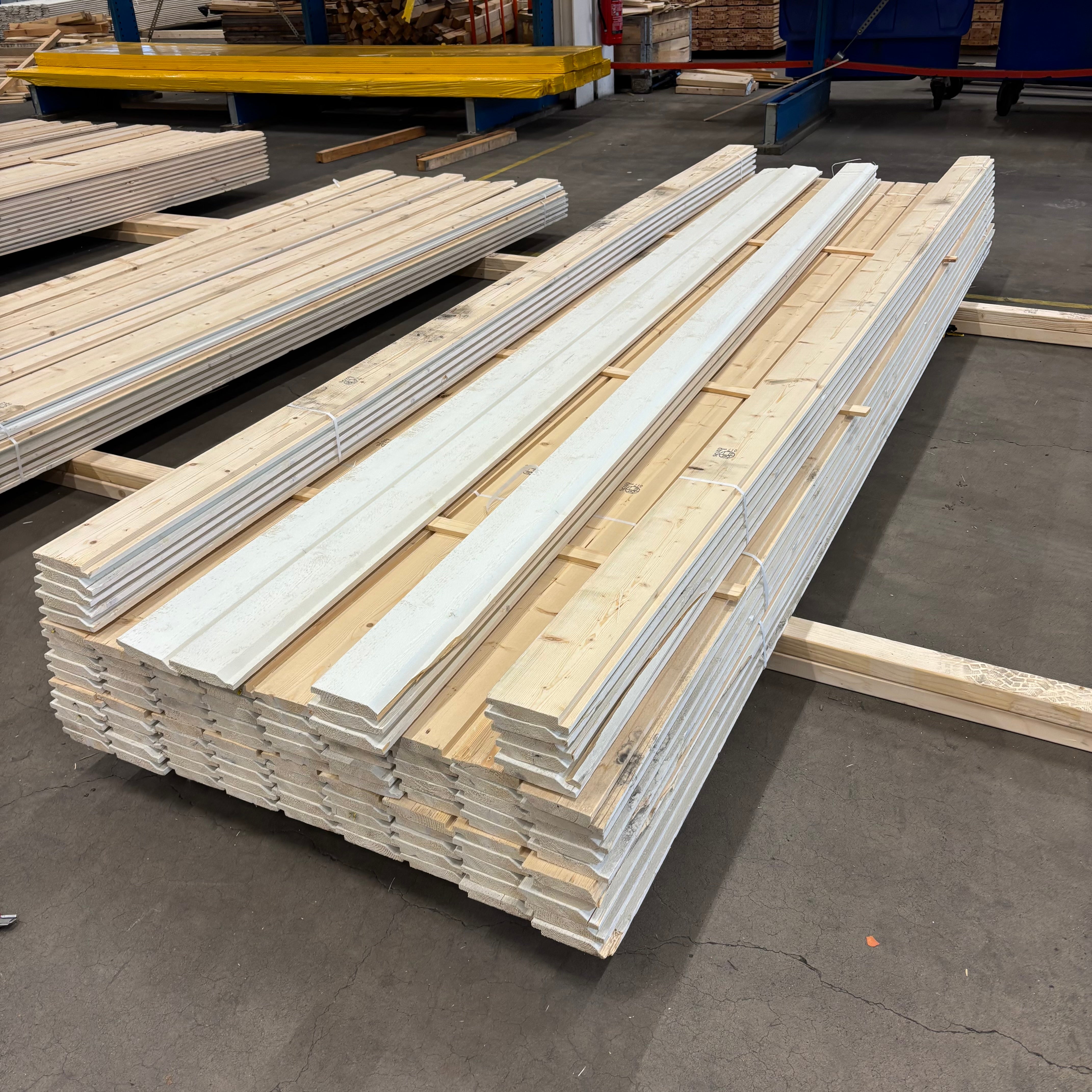 Paket Ytterpanel Enkelfas Fals 22x120mm 3,60m – 105 st (gran, grundmålad vit)