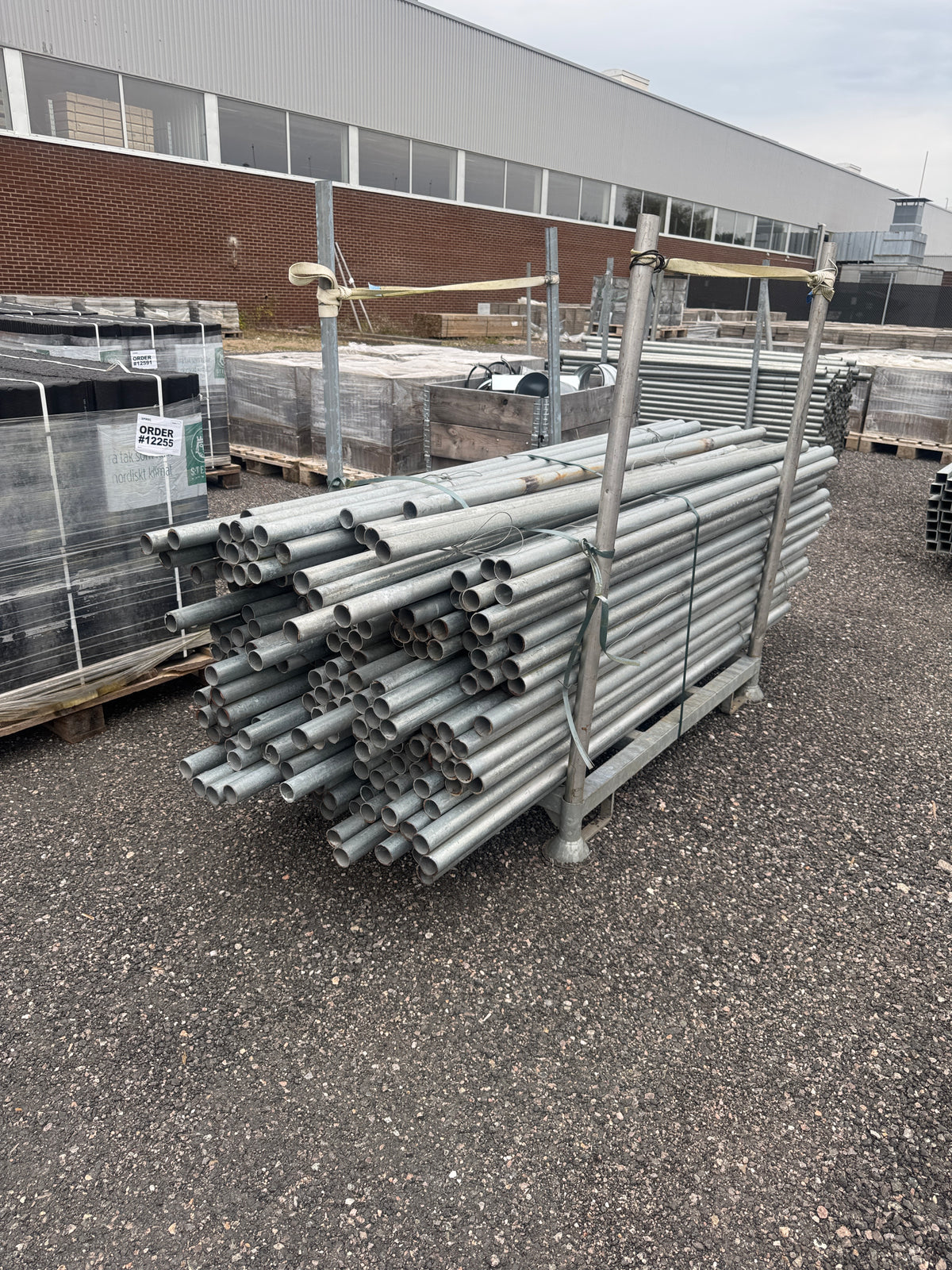 Pall Galvade Stålrör Ø44mm – ca 2,0m – ca 200st