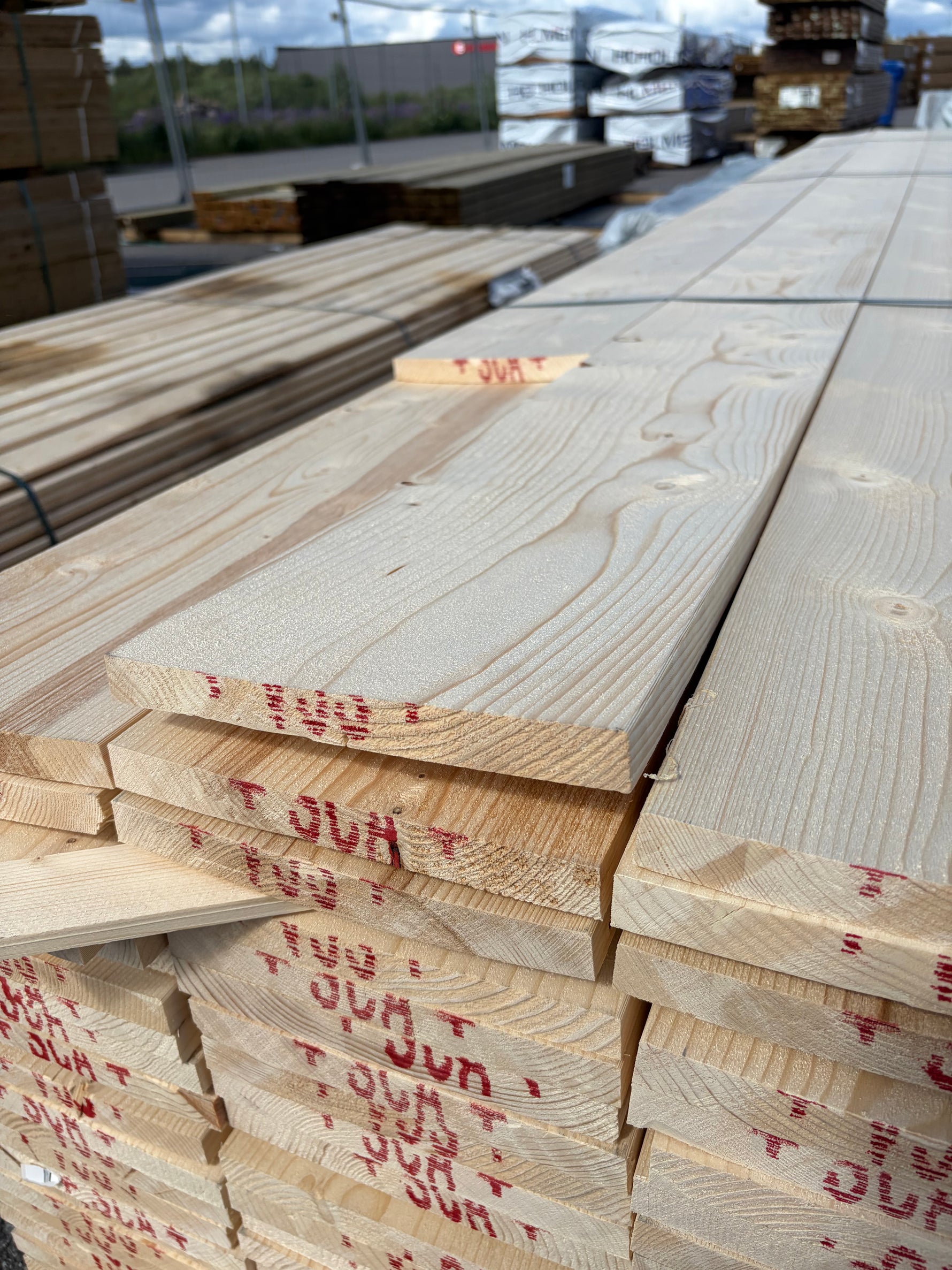 Paket Ytterpanel 22x195mm, 120st 3,60–4,20m (Andra sortering)
