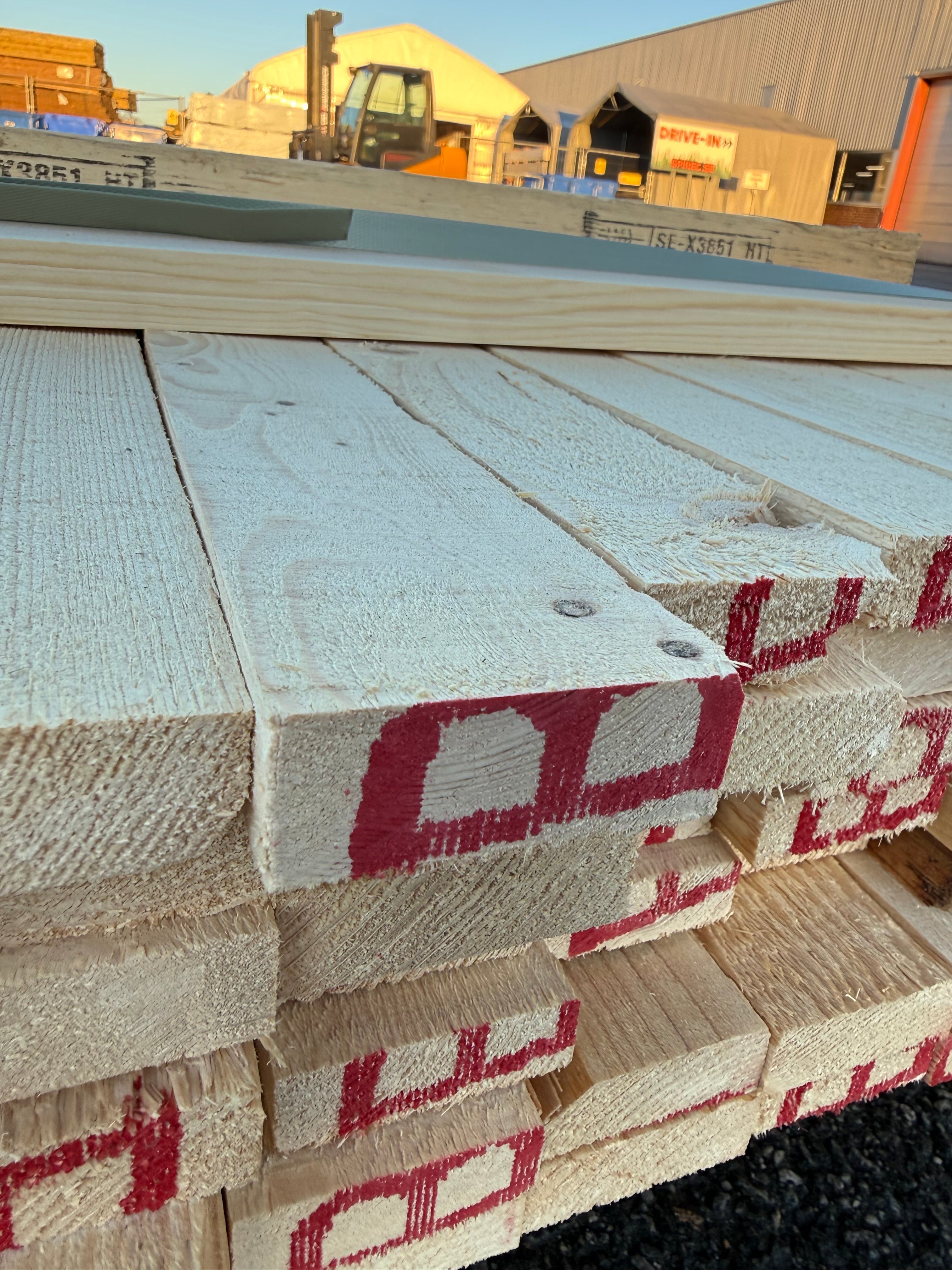 Paket Brädor 19x63mm – 105 st (3,90 m, gran, ohyvlad/råsågad)