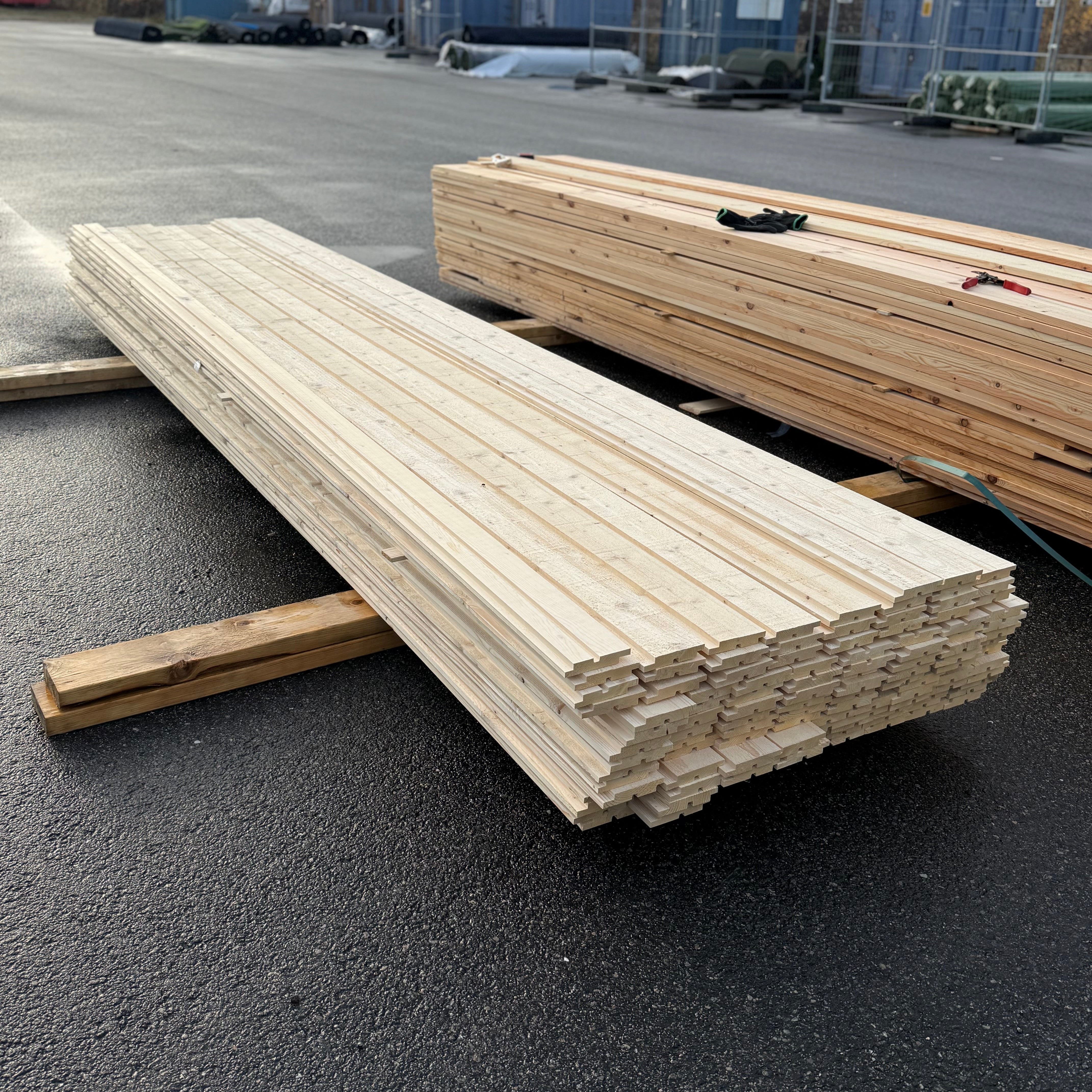 Paket Hakfals 22x120mm – 126 st (4,2 m, gran, obehandlad) Revor