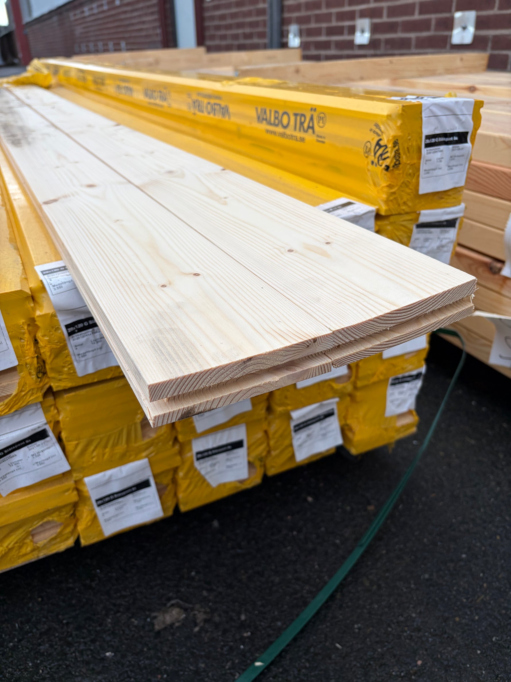 Paket Slätspont 28x120mm, 74,33kvm 4.80–5.40m (Sekunda)