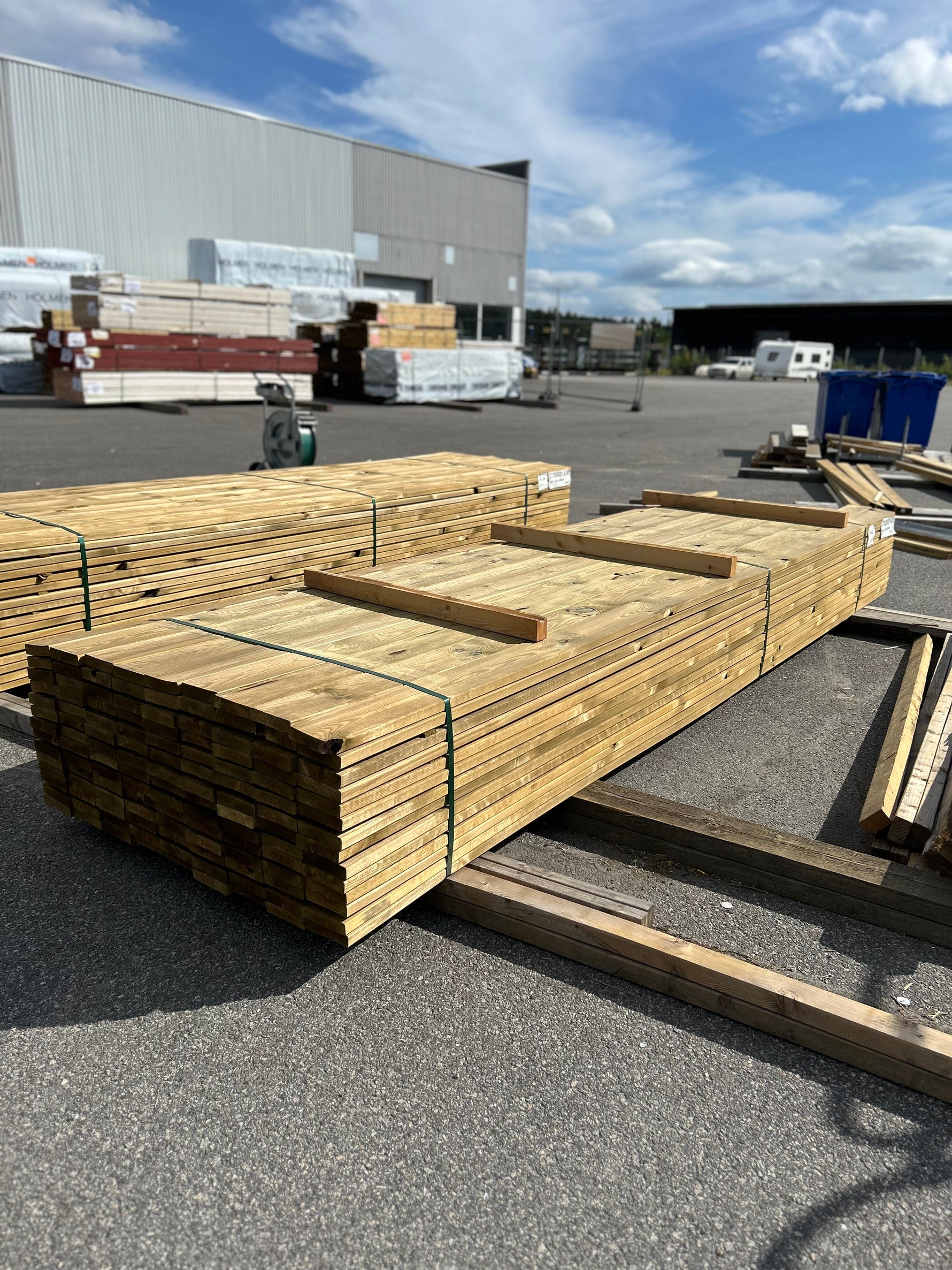 Paket Tryckimpregnerad Trall 28x120mm 3,90–4,20m 135st B-Sortering