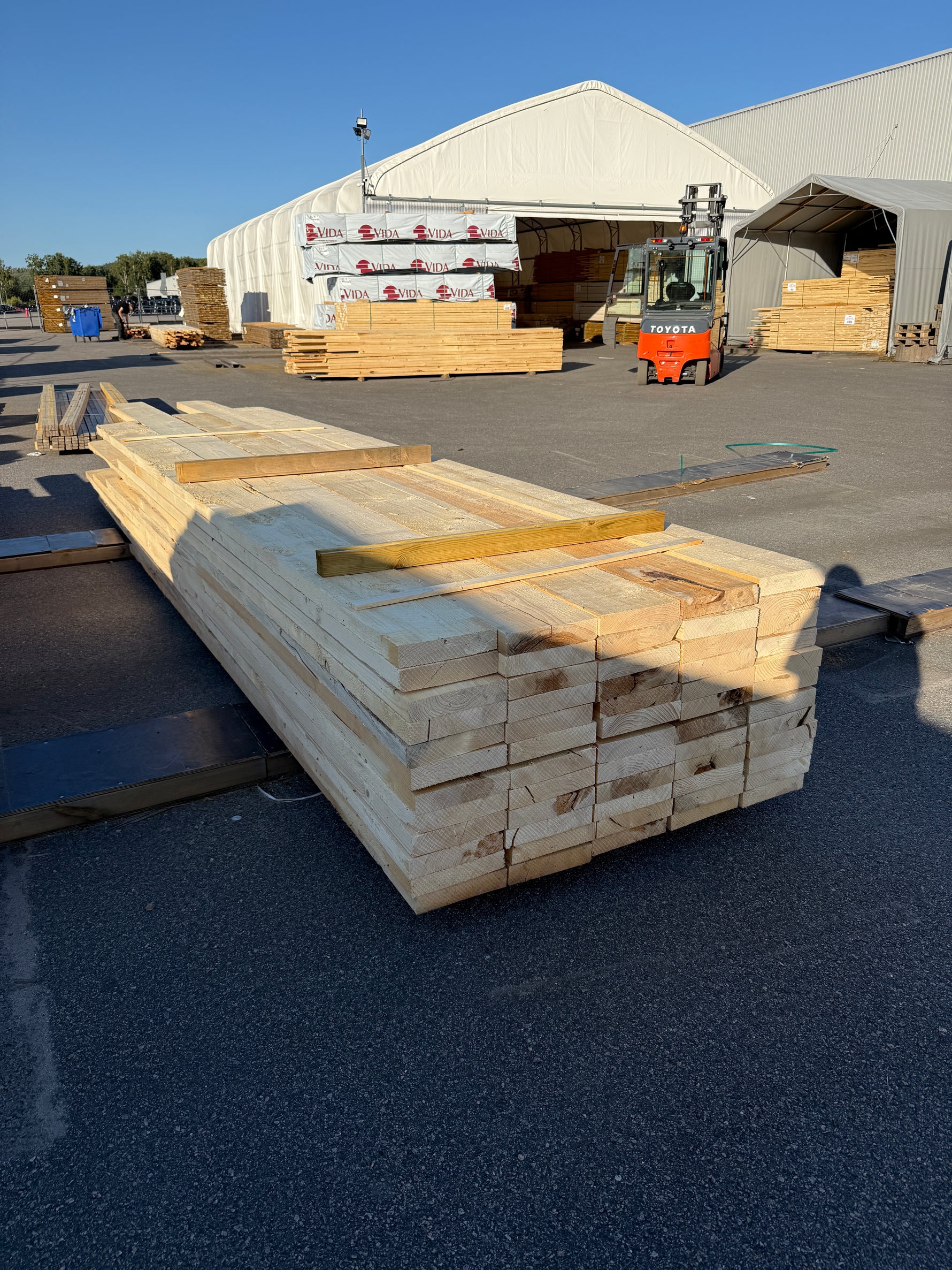 Paket Ohyvlade Reglar 47x225mm (3.60-5.40m) 60st
