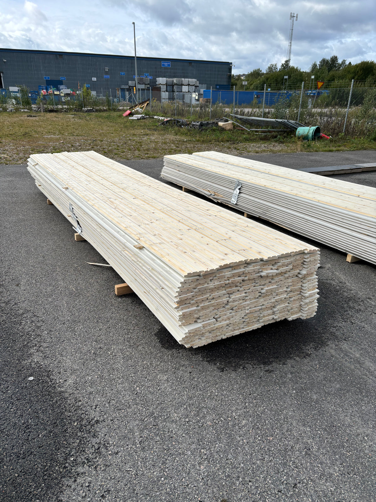 Paket Uppsalapanel 21x115mm 4.80m 198st Grundmålad