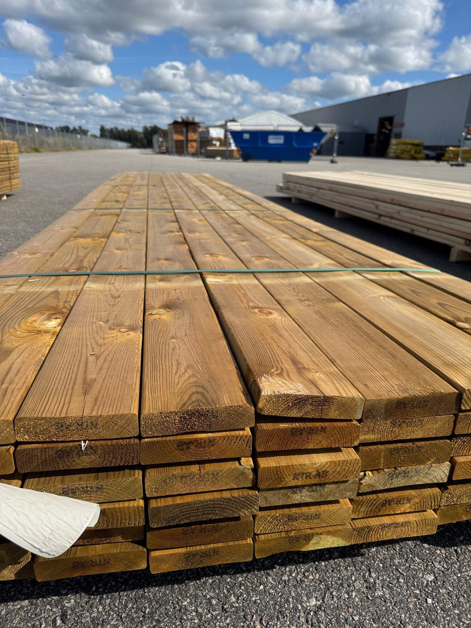 Paket Slät Trall 28x120 – 54st – 5.40 m – NTR AB – ANDRASORTERING